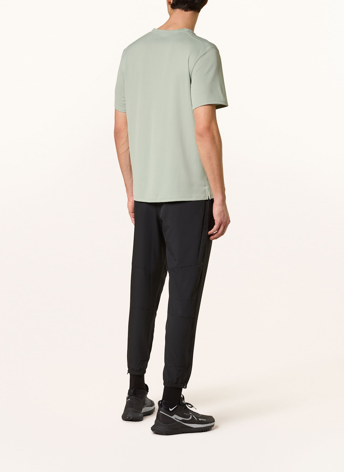 Nike Laufshirt MILER: HELLGRÜN