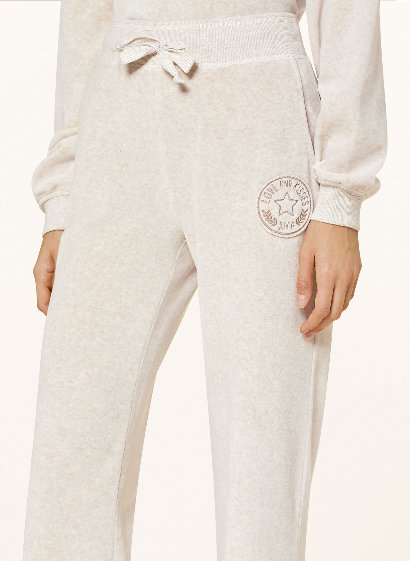 Juvia Nickihose: CREME