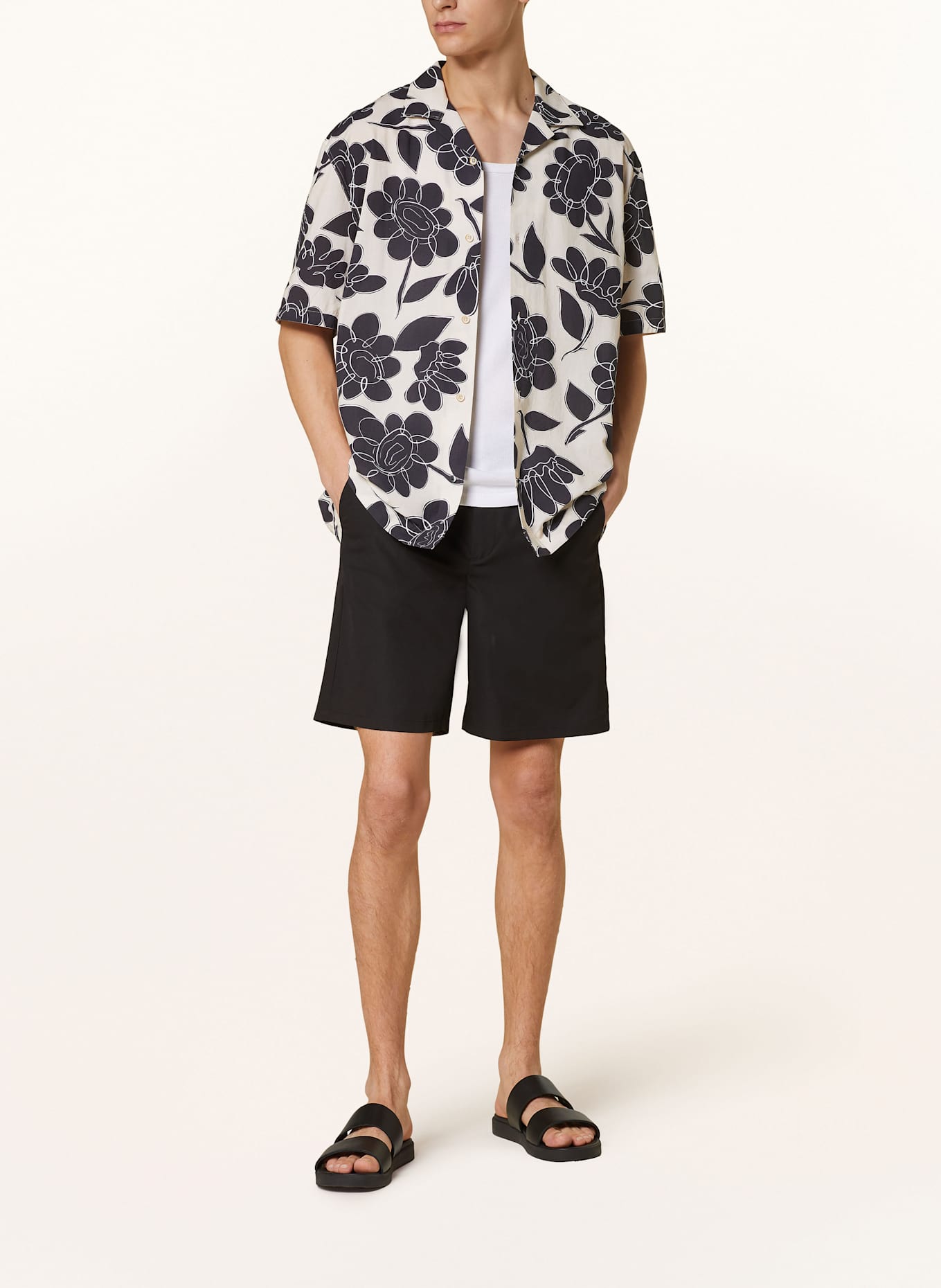 COLOURS & SONS Šortky se lnem: ČERNÁ