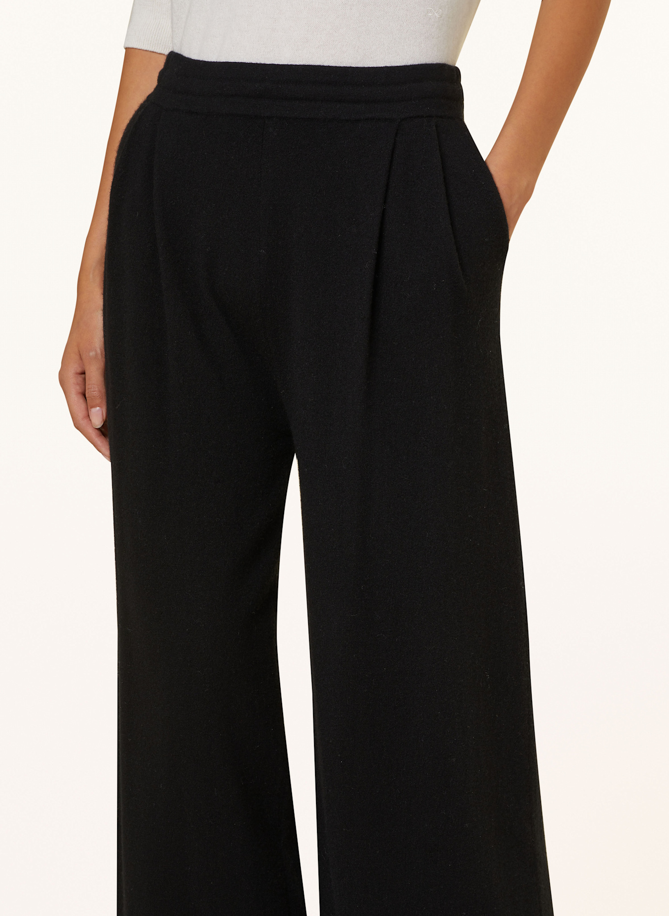 SMINFINITY Úpletové kalhoty s kašmírem: ČERNÁ