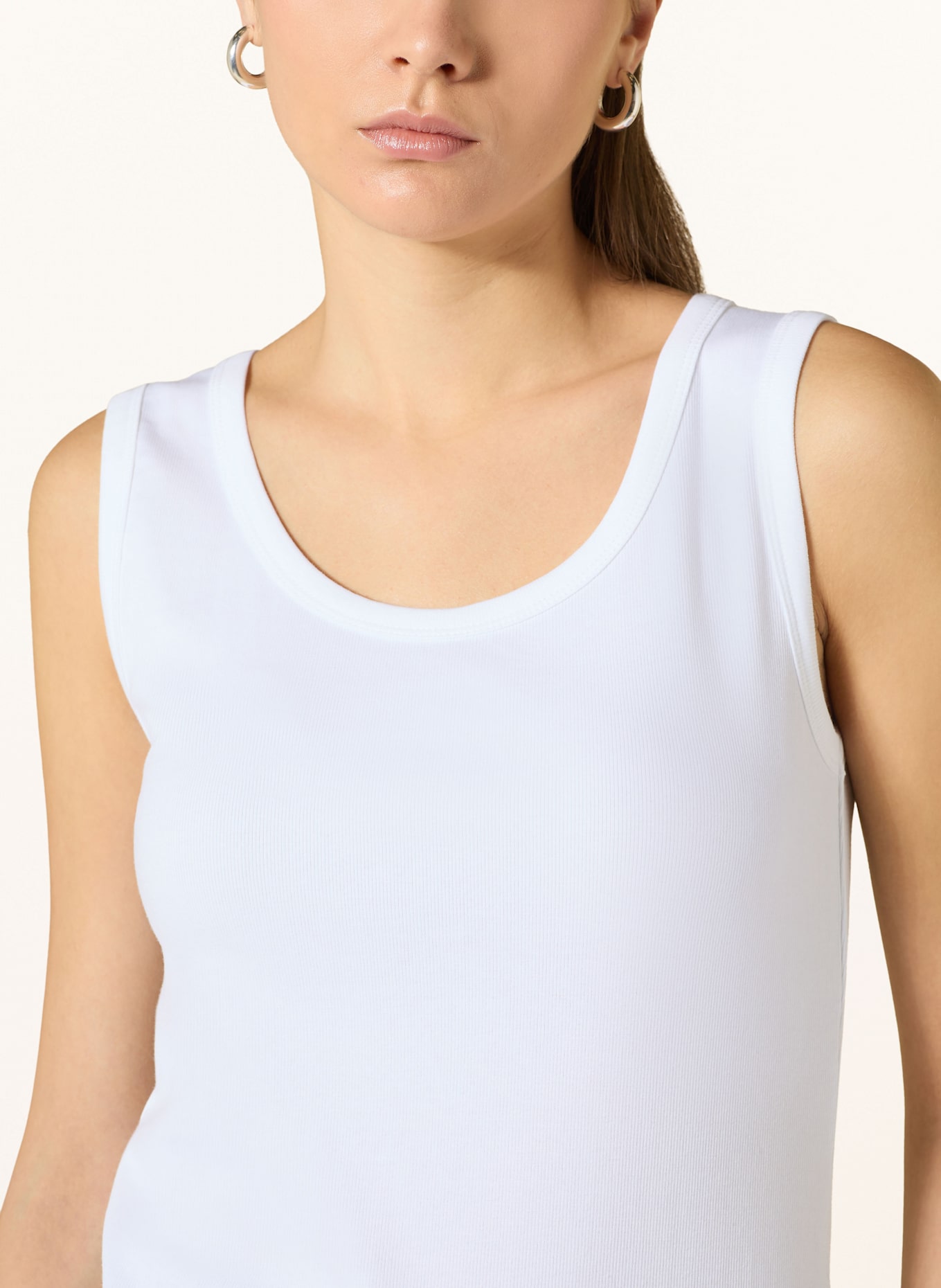 darling harbour Top: WEISS