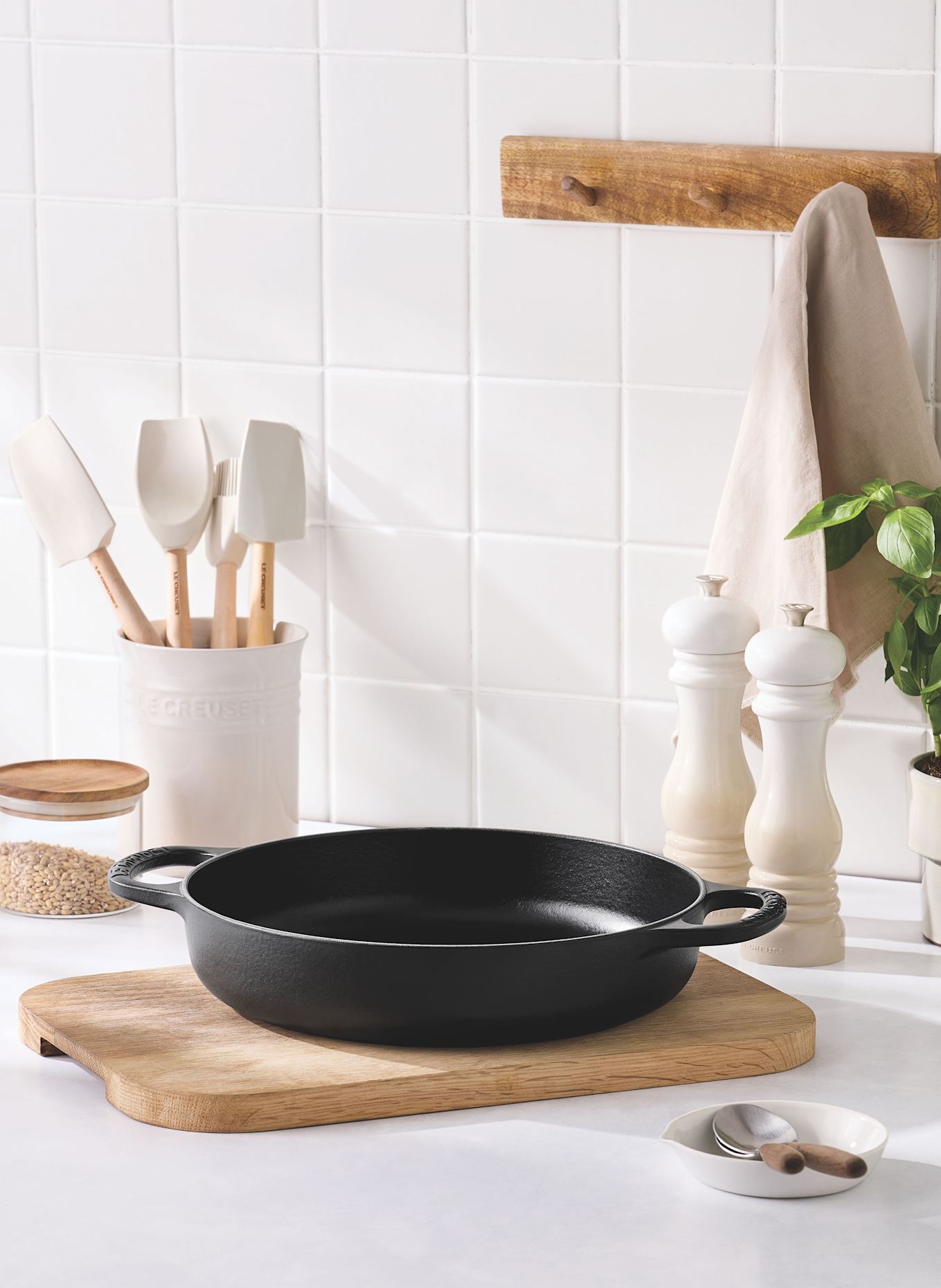 LE CREUSET Servierpfanne SIGNATURE: SCHWARZ