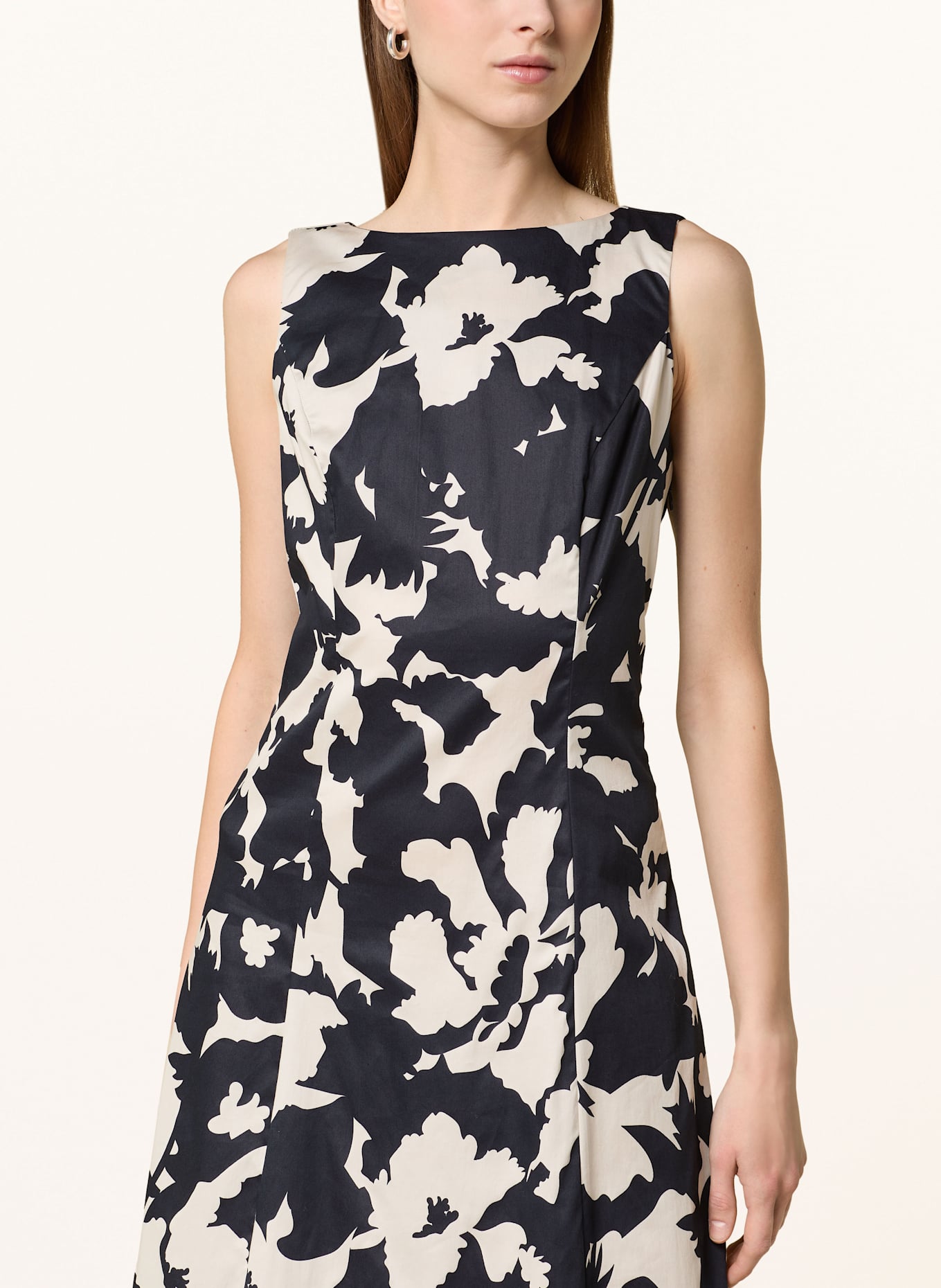 comma Kleid: DUNKELBLAU/ WEISS