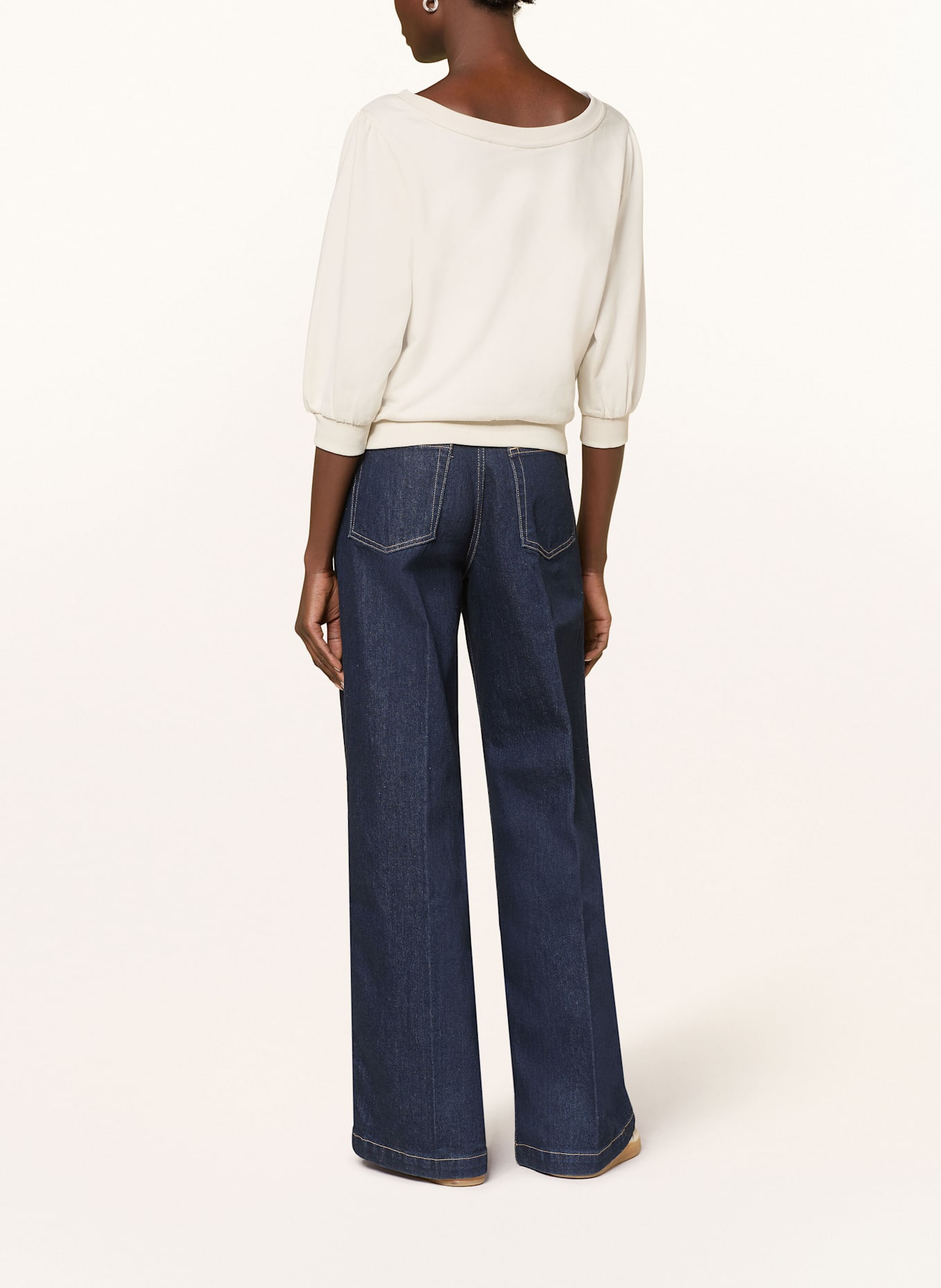 BOSS Sweatshirt EMAY mit 3/4-Arm und Schmucksteinen: WEISS