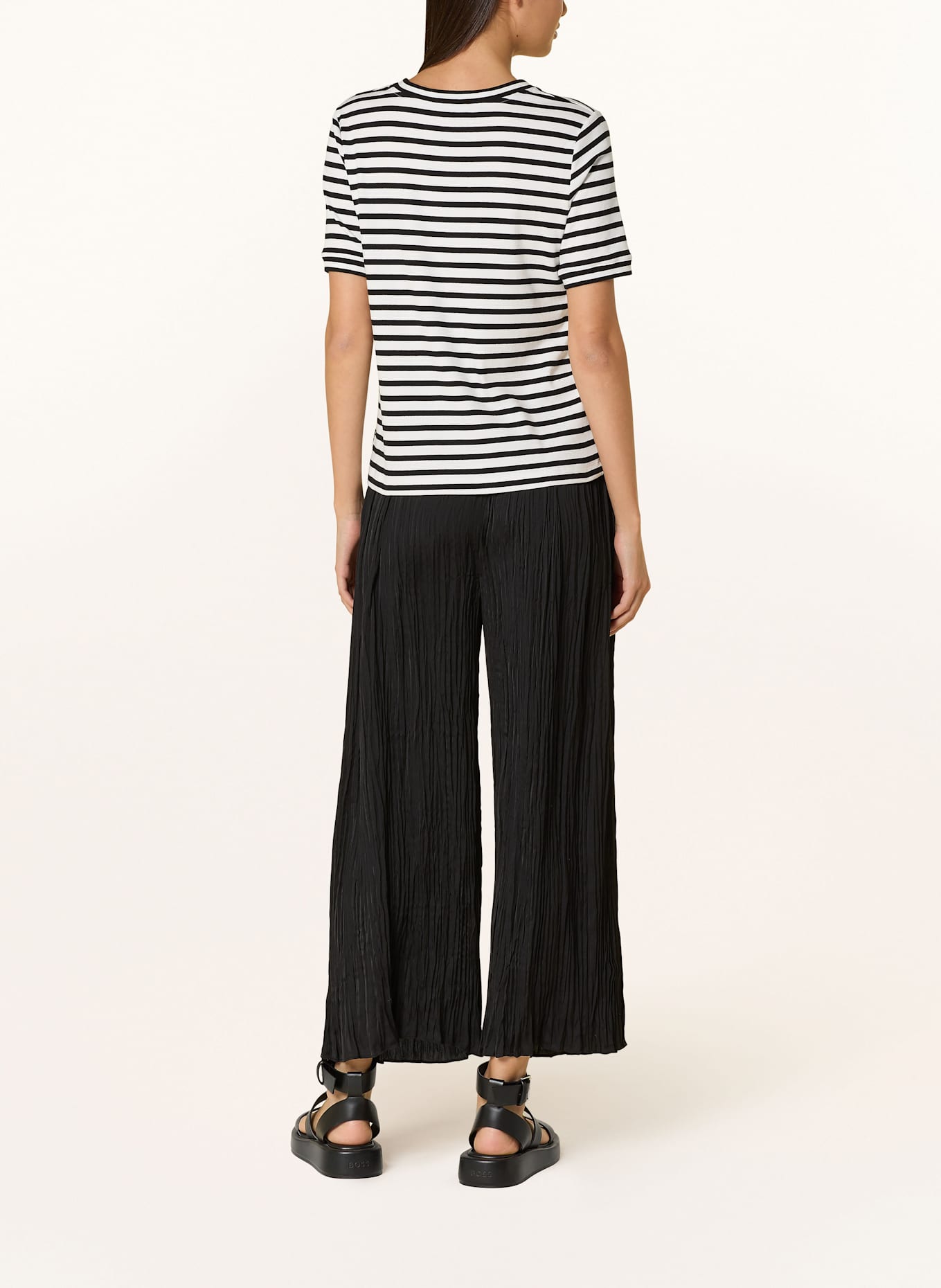 MARC CAIN Tričko: 190 white and black