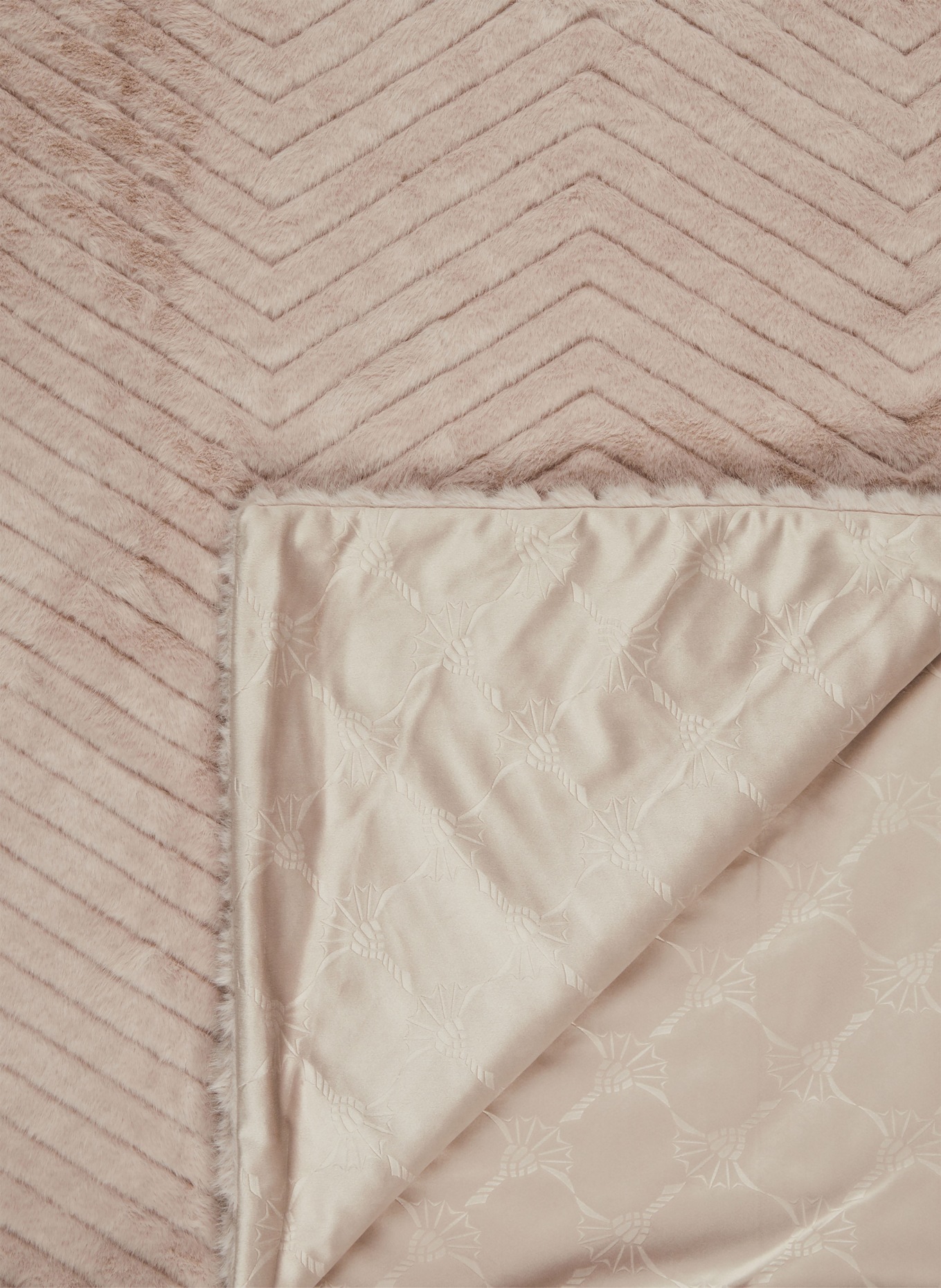 JOOP! Pled ze sztucznego futra J!ELEGANT: SZARY