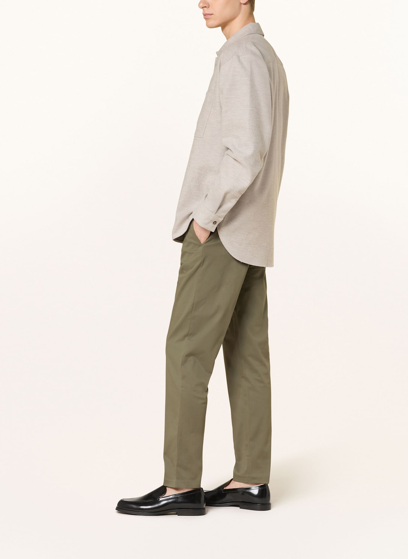 Calvin Klein Chino Tapered Fit: OLIV
