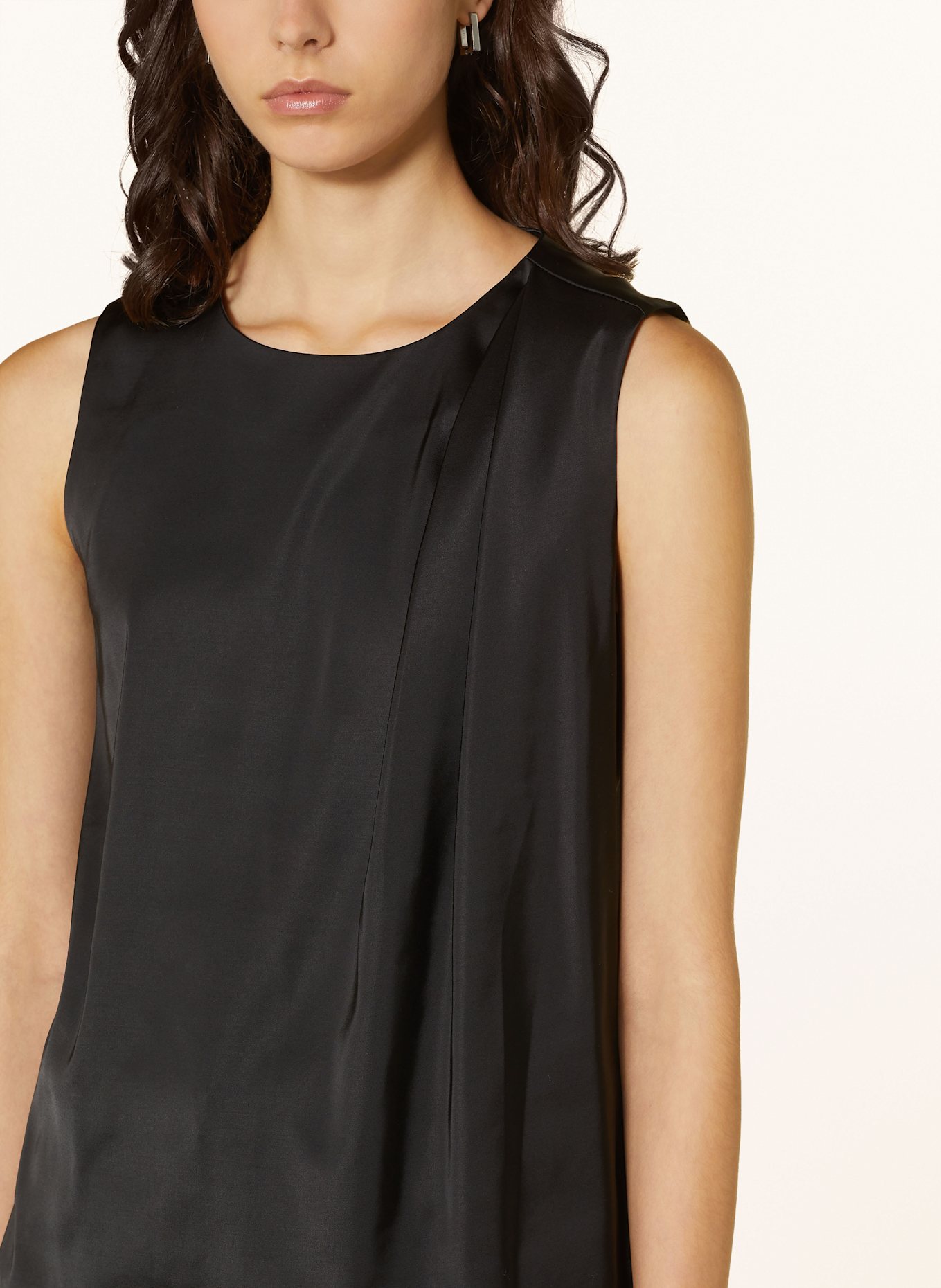 InWear Halenkový top ZILKYIW: ČERNÁ