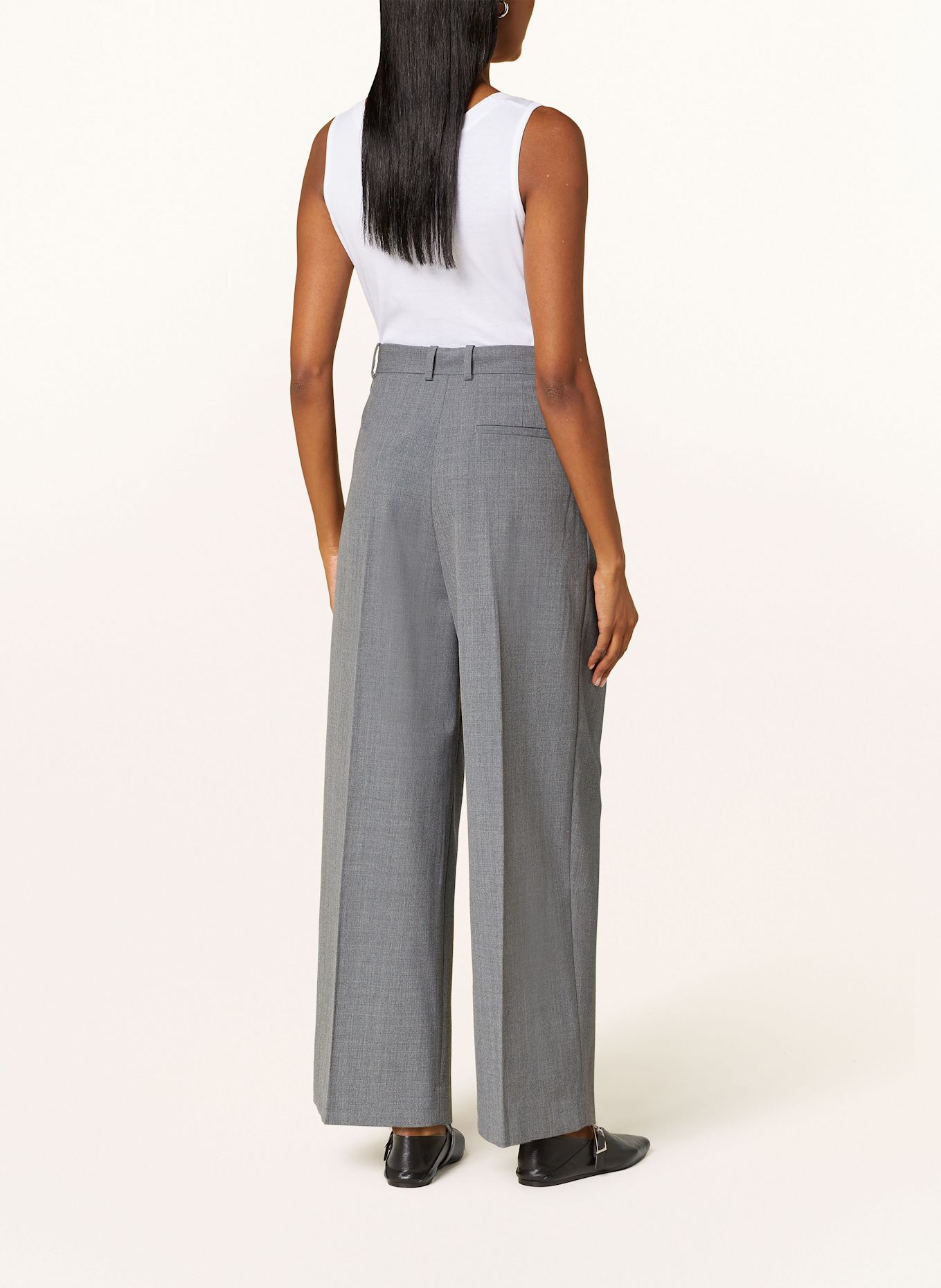 darling harbour Top: WEISS