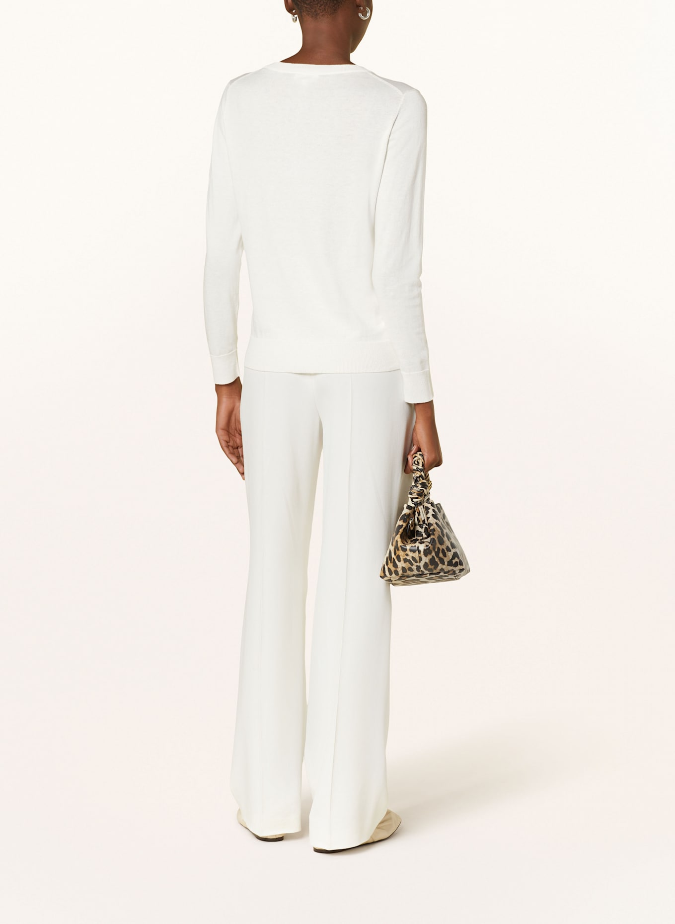 darling harbour Pullover: ECRU