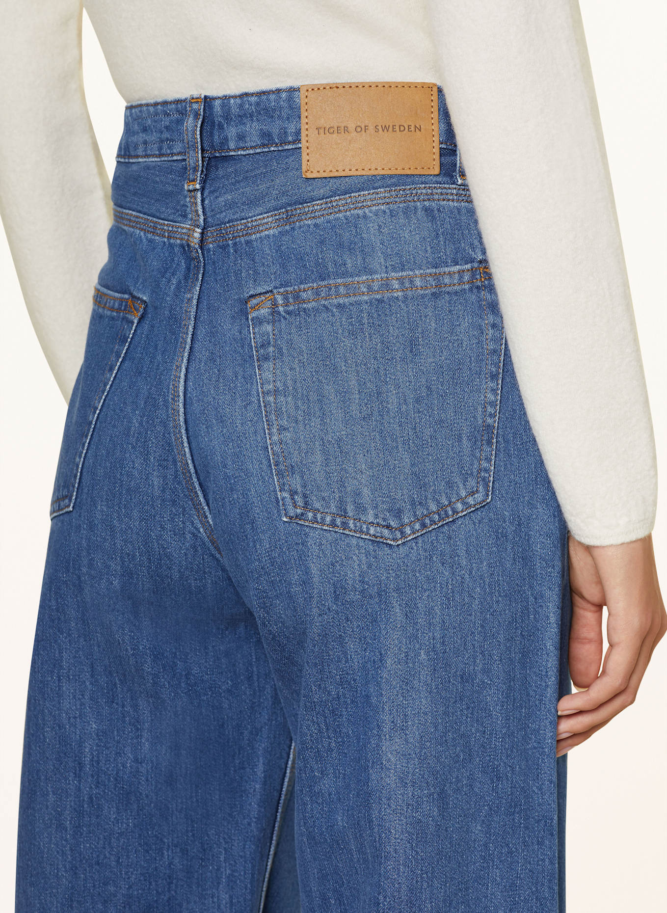 TIGER OF SWEDEN Flared Jeans KINNE: 21F MEDIUM BLUE