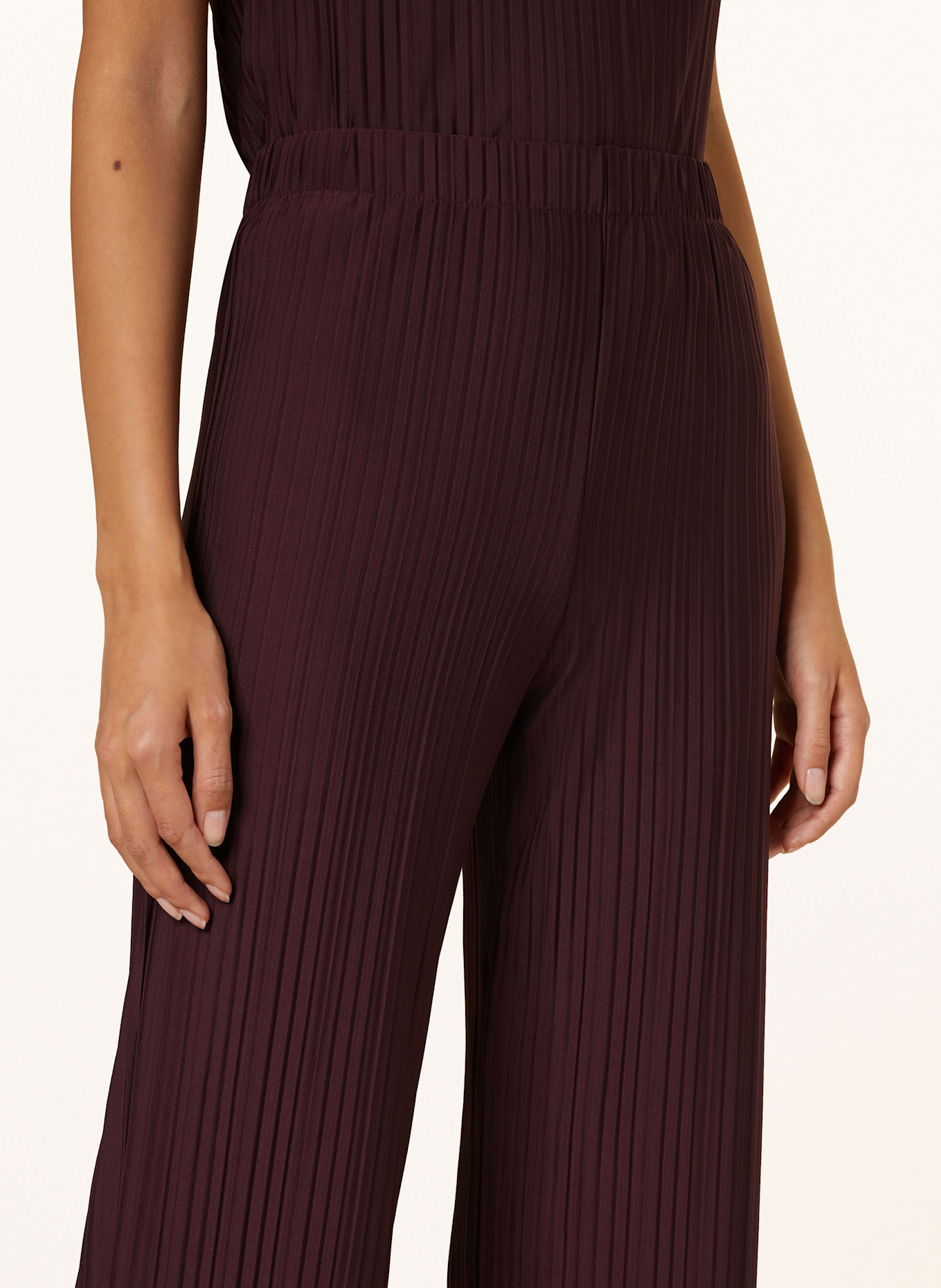 gina definido tricot Pleated trousers in jersey, Color: DARK RED (Image 5)