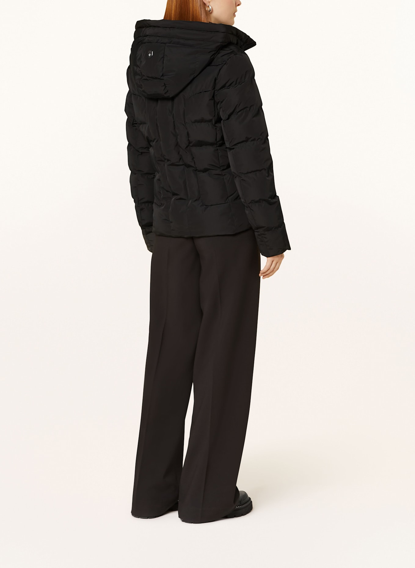 WELLENSTEYN Steppjacke BELVITINI SHORT: SCHWARZ