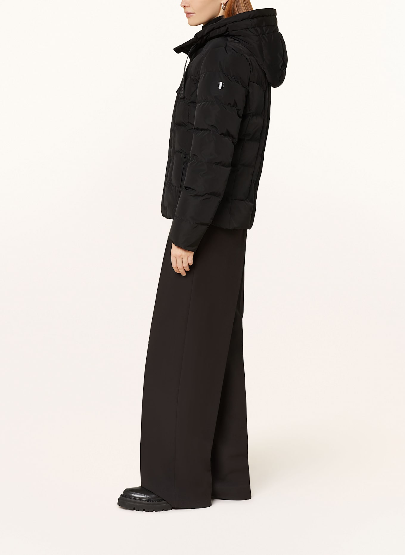 WELLENSTEYN Steppjacke BELVITINI SHORT: SCHWARZ