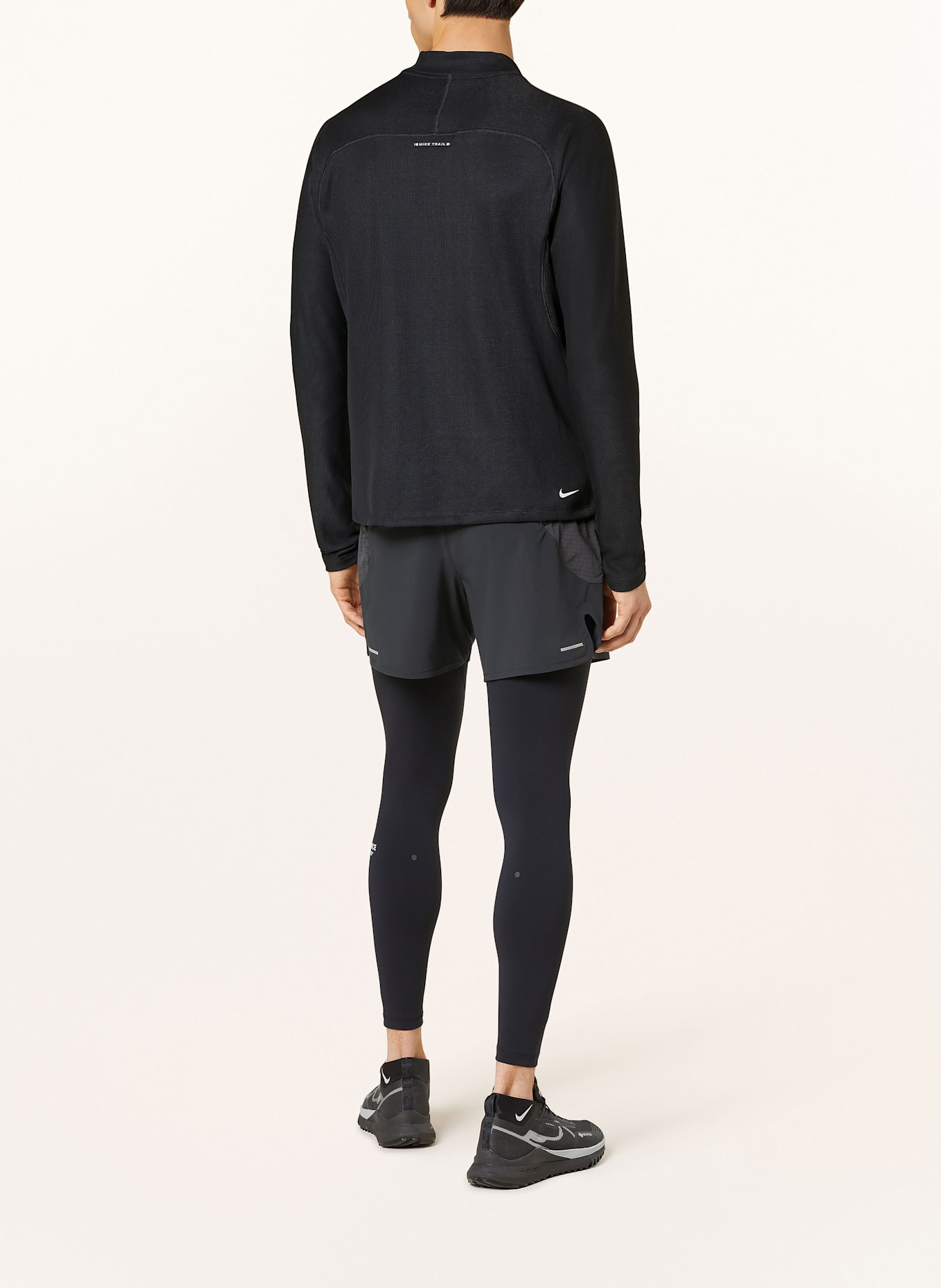 Nike Koszulka do biegania DRI-FIT TRAIL: CZARNY