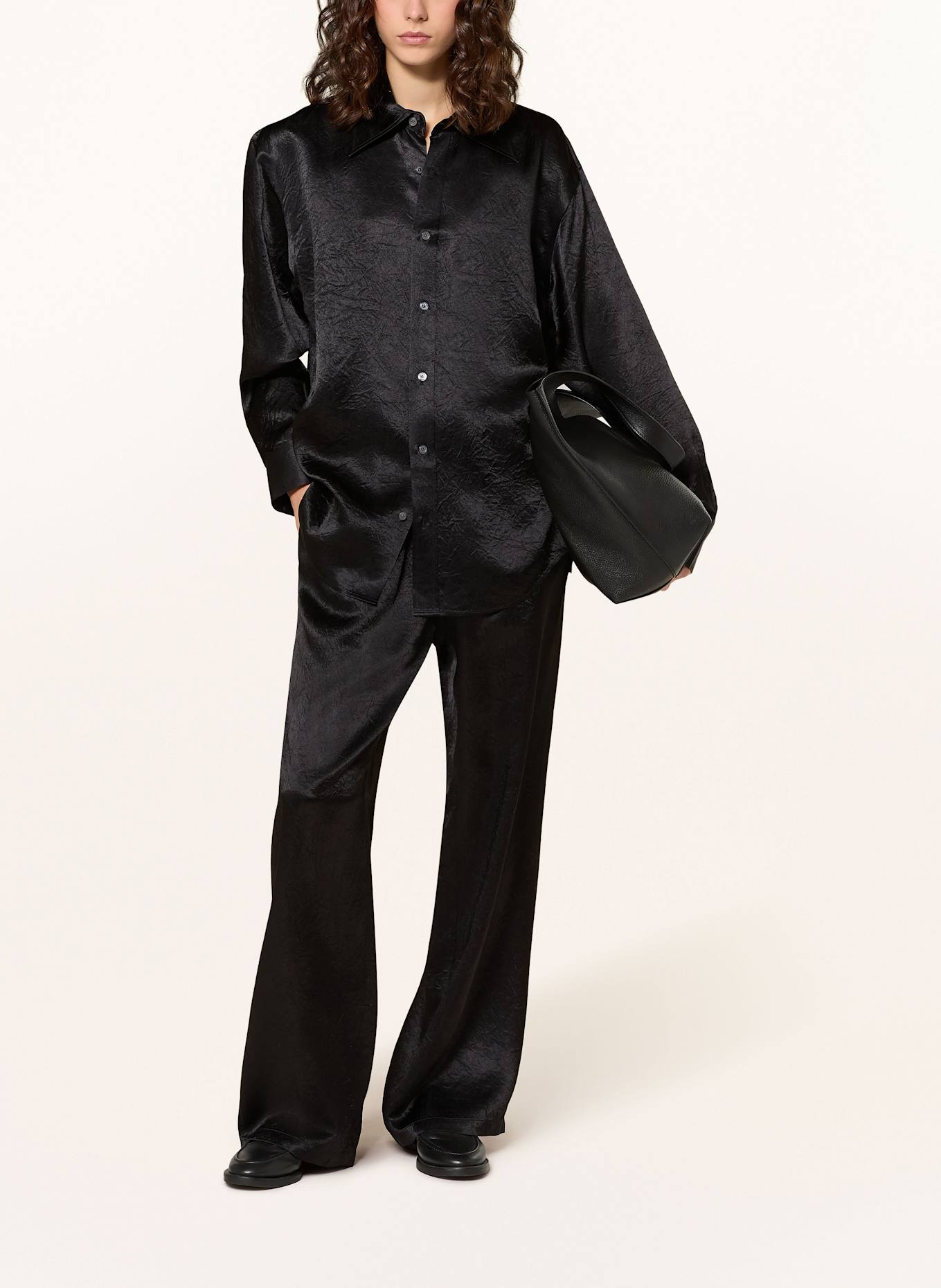 Filippa K Wide leg trousers in satin: BLACK