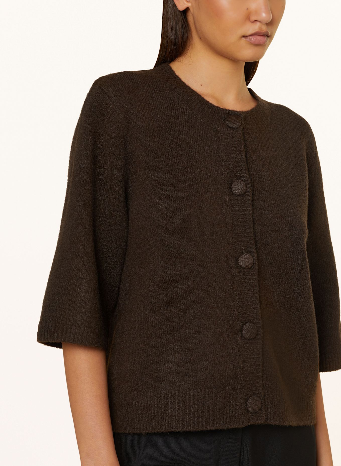 NEO NOIR Strickjacke ELMIRA mit 3/4-Arm: DUNKELBRAUN