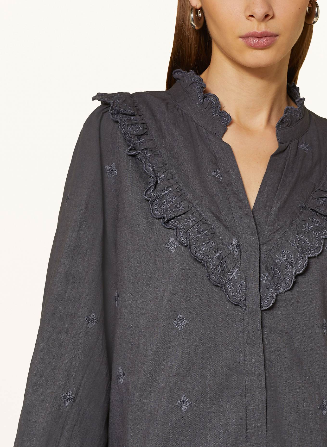 NEO NOIR Blouse with ruffles: DARK GRAY