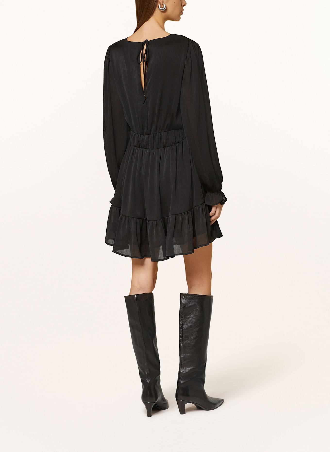 NEO NOIR Sukienka SIMA: CZARNY