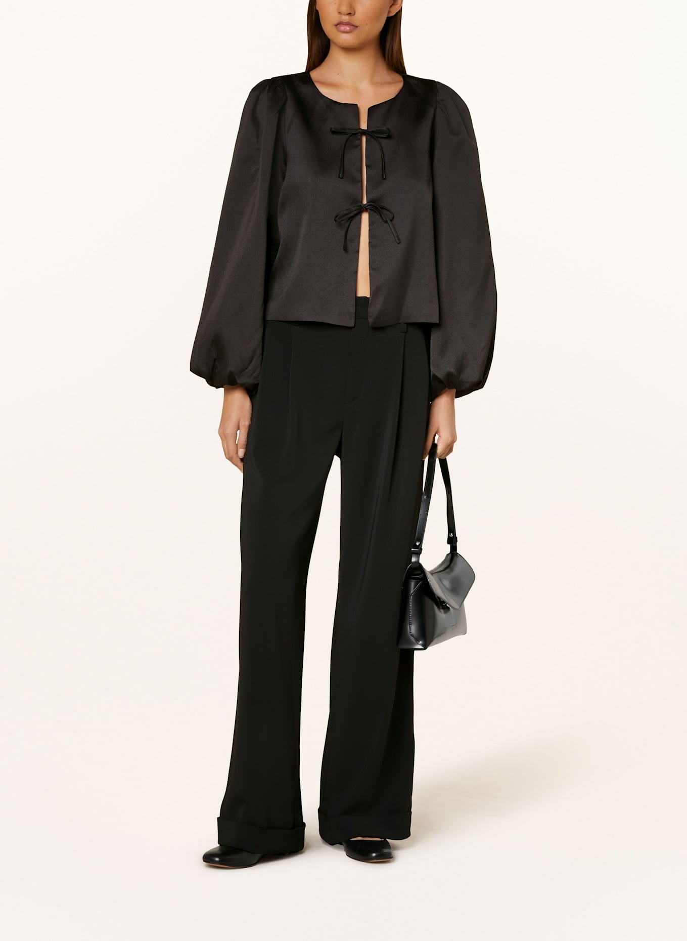 NEO NOIR Blusenshirt DALISKA aus Satin: SCHWARZ