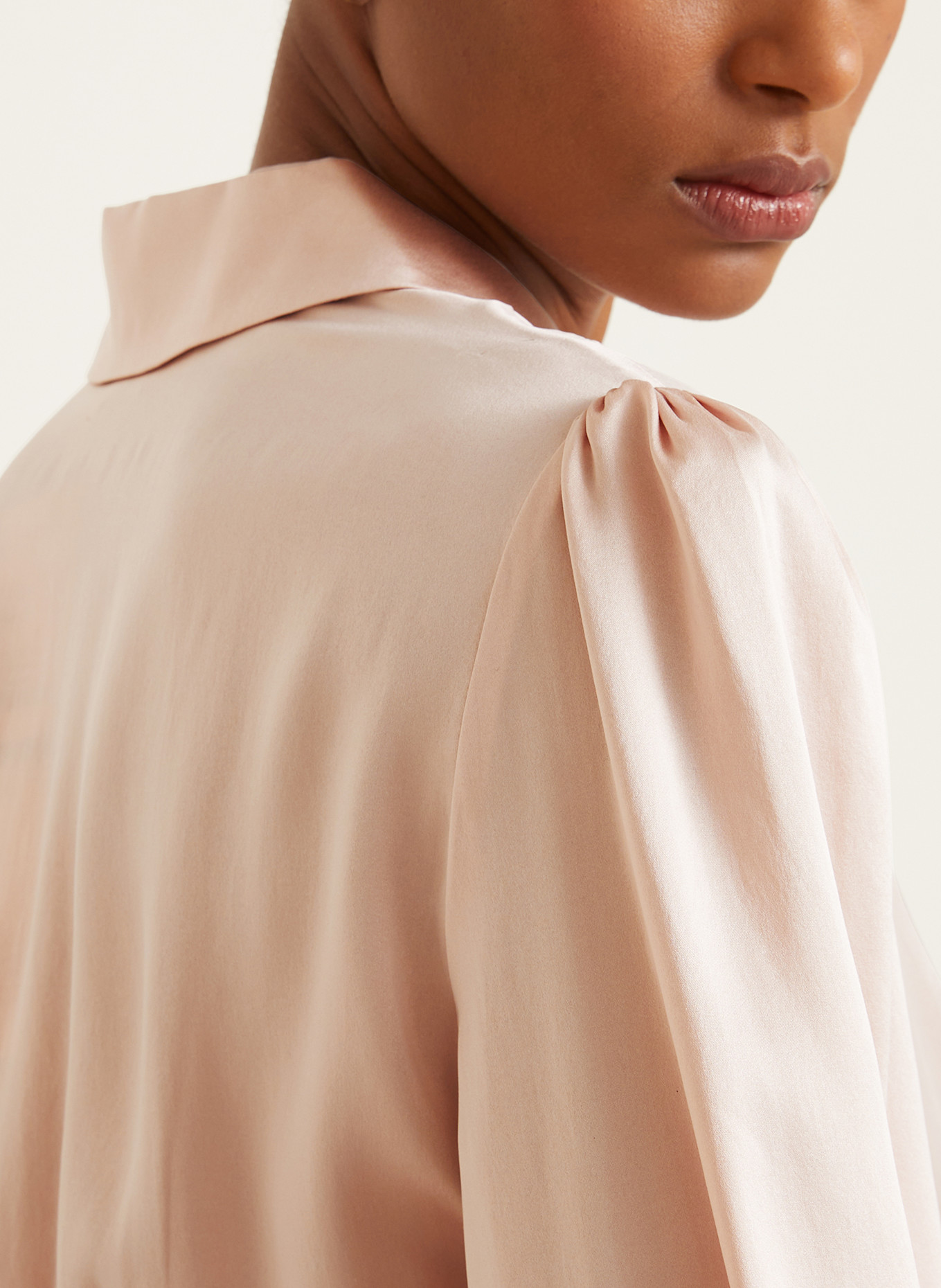 ZIMMERMANN Cropped-Wickelbluse aus Seide: ROSA