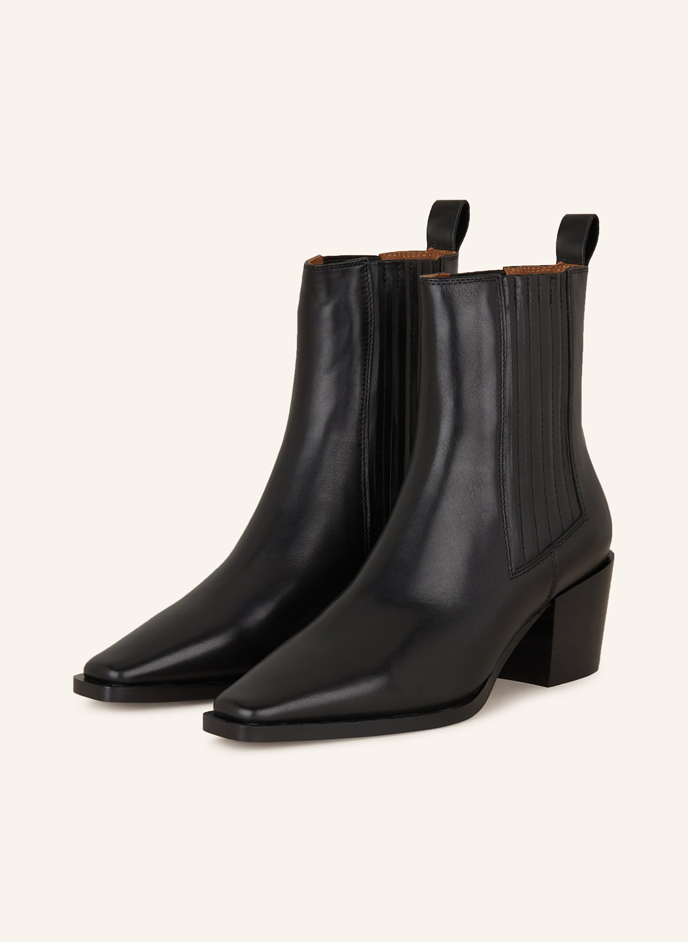 Black pointed chelsea boots womens clearance