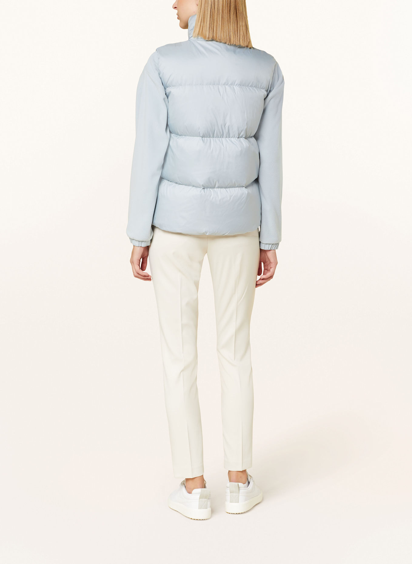 vuori Péřová vesta HILLSIDE: ČERNOŠEDÁ