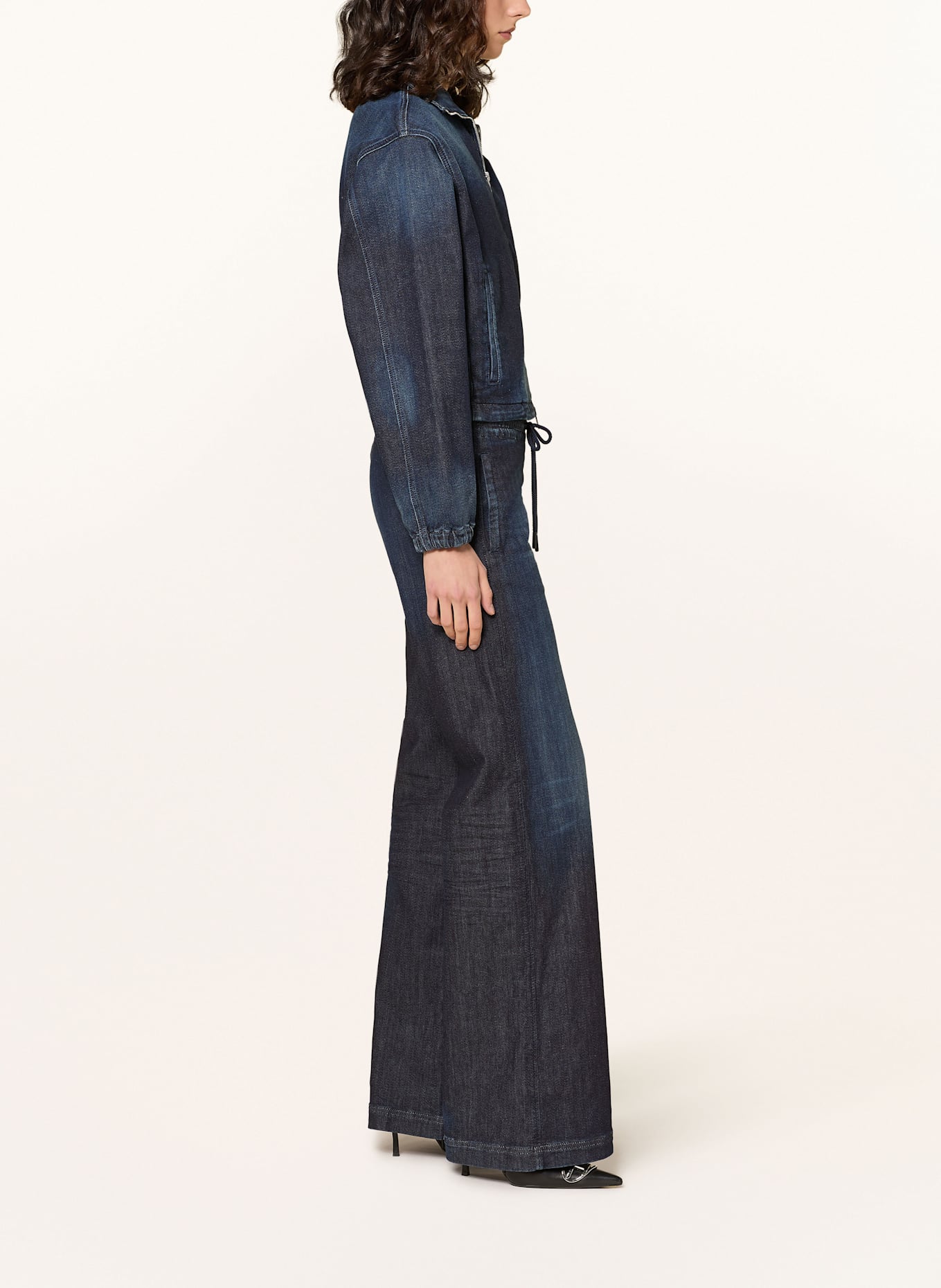 DIESEL Flared Jeans D-AINTY: 01