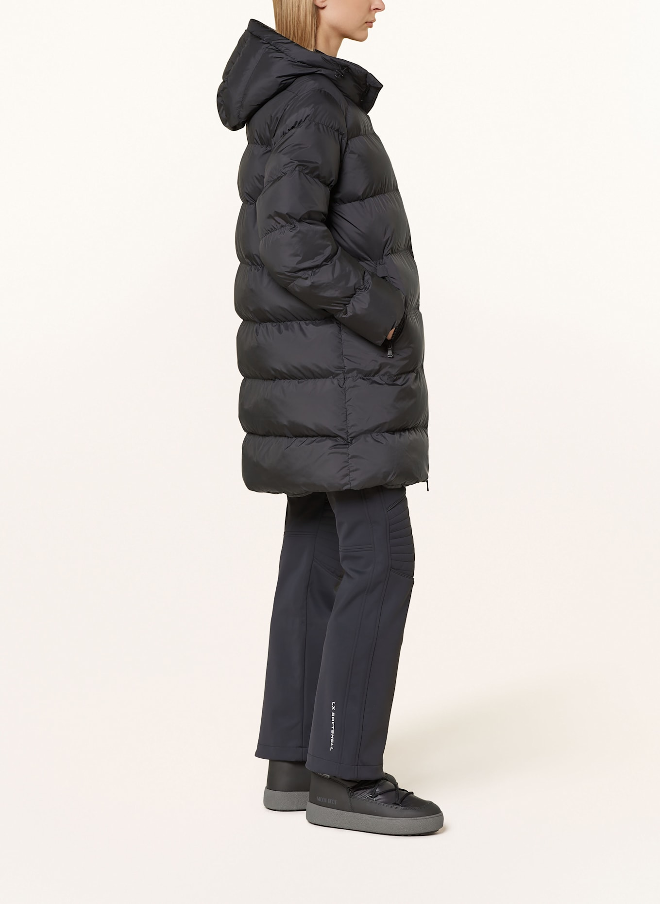 J.LINDEBERG Prošívaný kabát: ČERNÁ