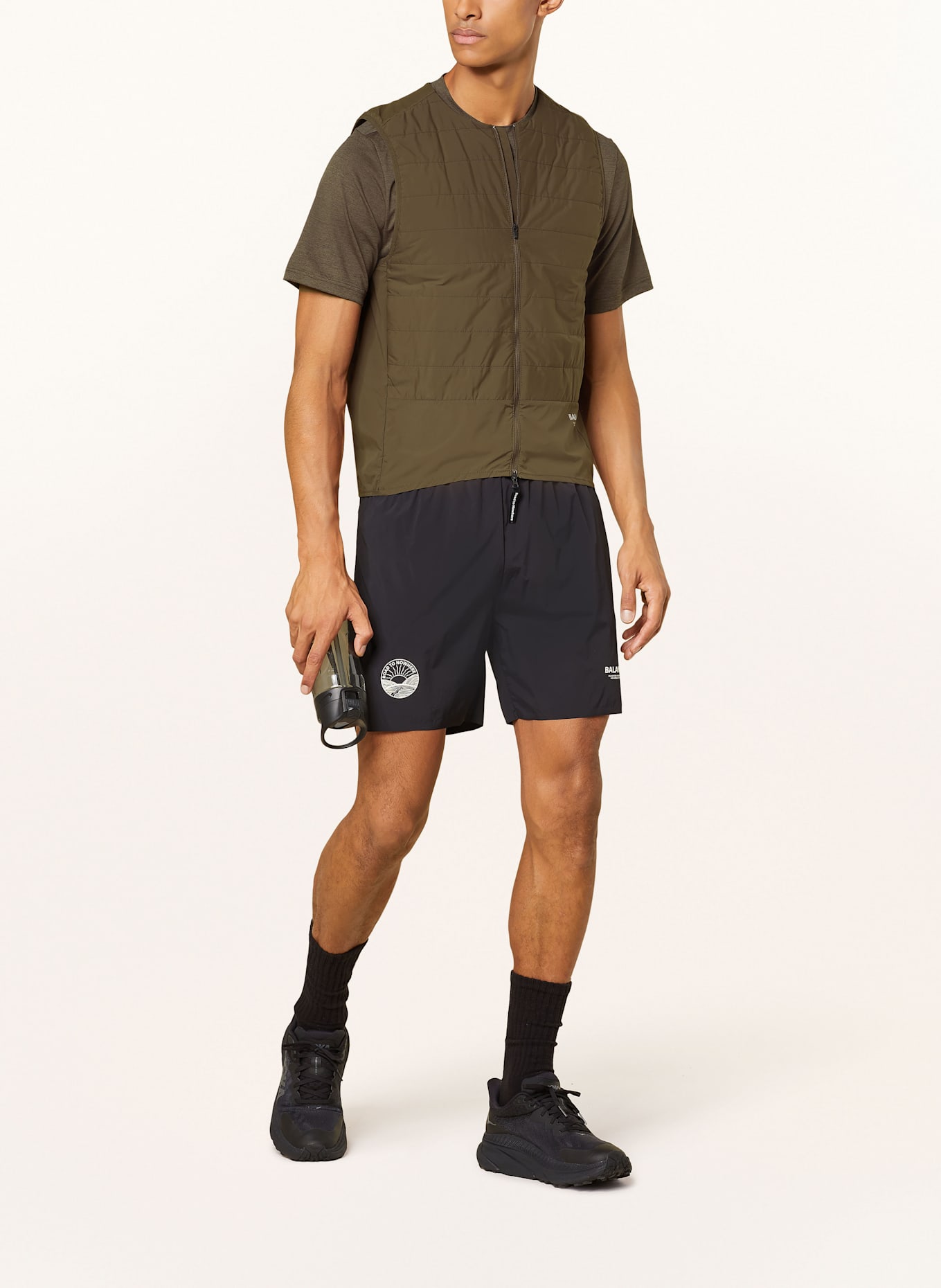 PAS NORMAL STUDIOS Steppweste BALANCE mit Primaloft®-Isolierung: KHAKI