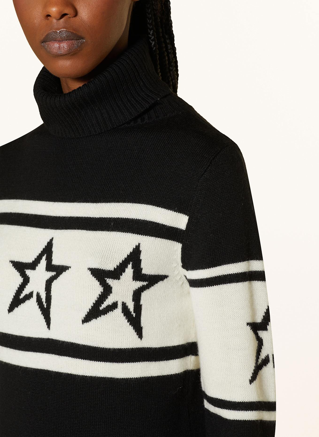 Perfect moment sweater top