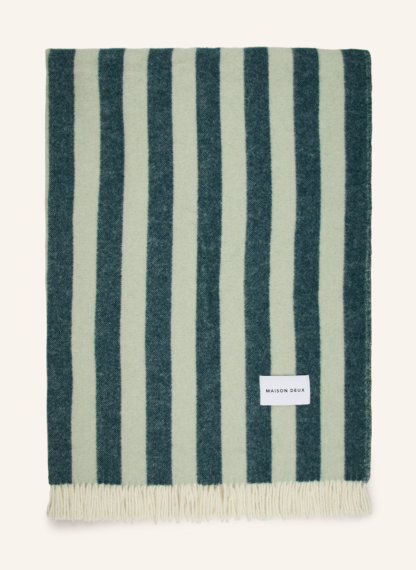 MAISON DEUX Plaid CANDY WRAP: DUNKELGRÜN / HELLGRÜN