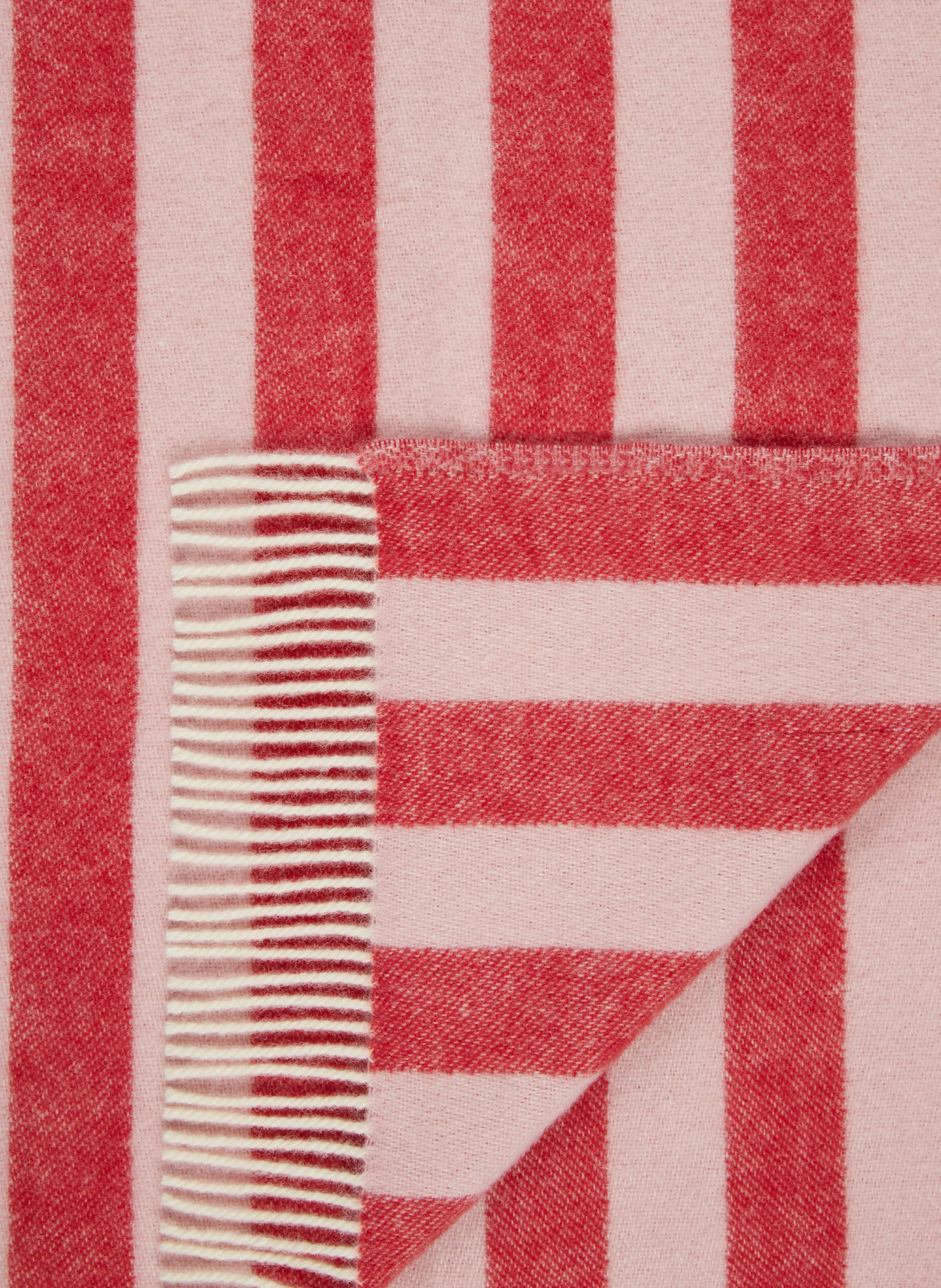 MAISON DEUX Throw CANDY WRAP: PINK / RED