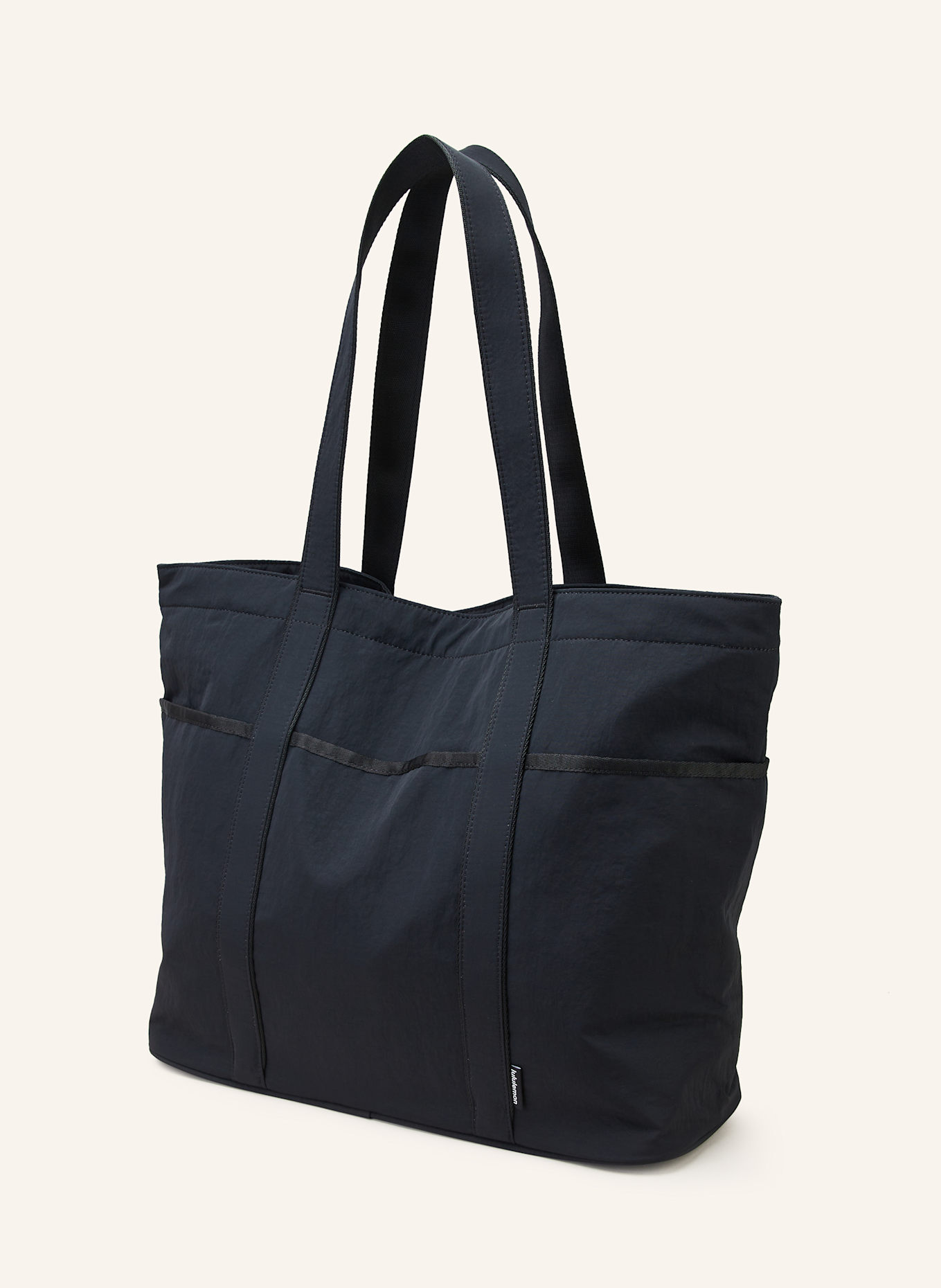 lululemon Shopper: SCHWARZ