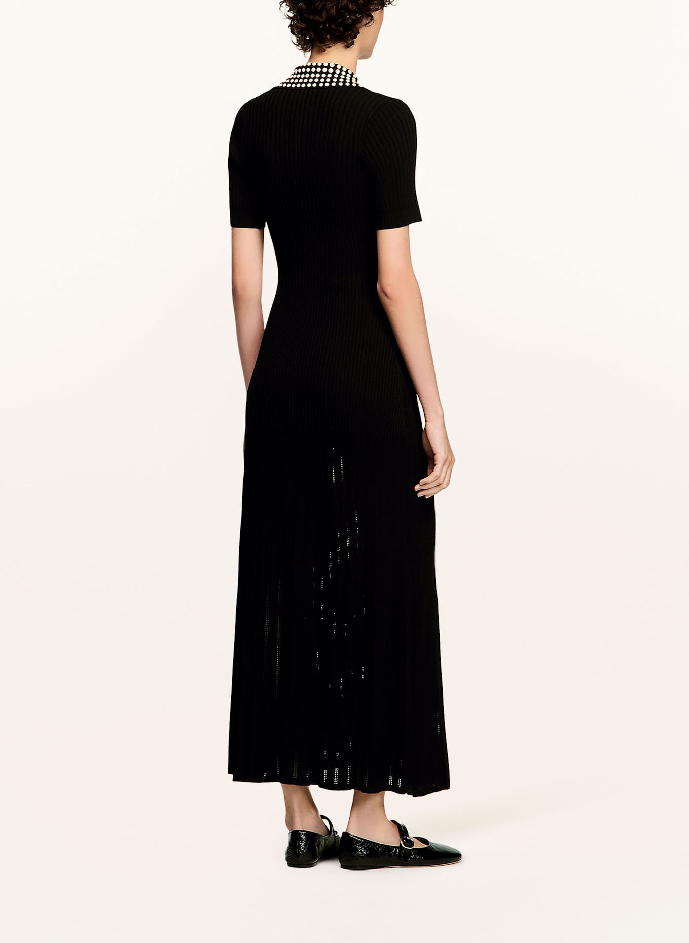 SANDRO Strickkleid: SCHWARZ