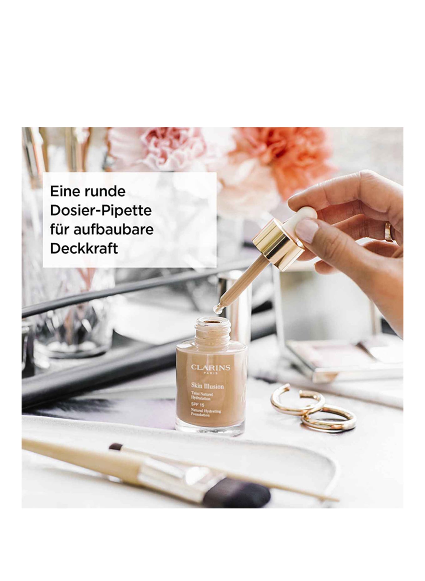 CLARINS SKIN ILLUSION SPF 15: 110 HONEY