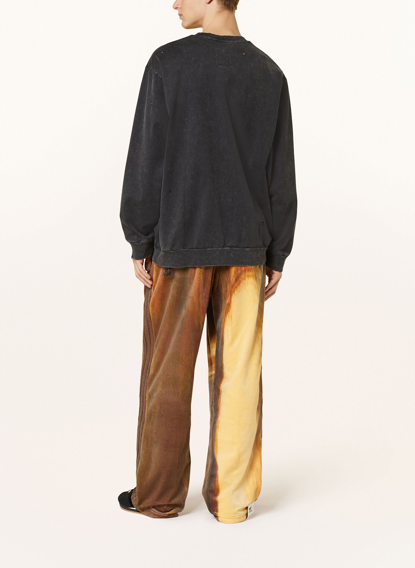 adidas Sweatshirt: BLACK