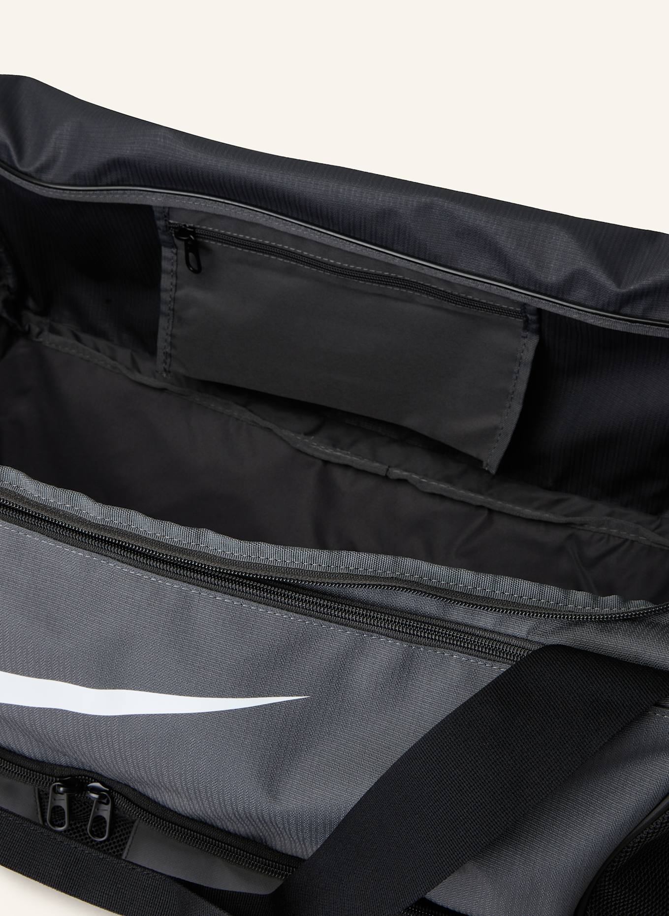 Nike Sporttasche NIKE BRASILIA 9.5: GRAU / SCHWARZ