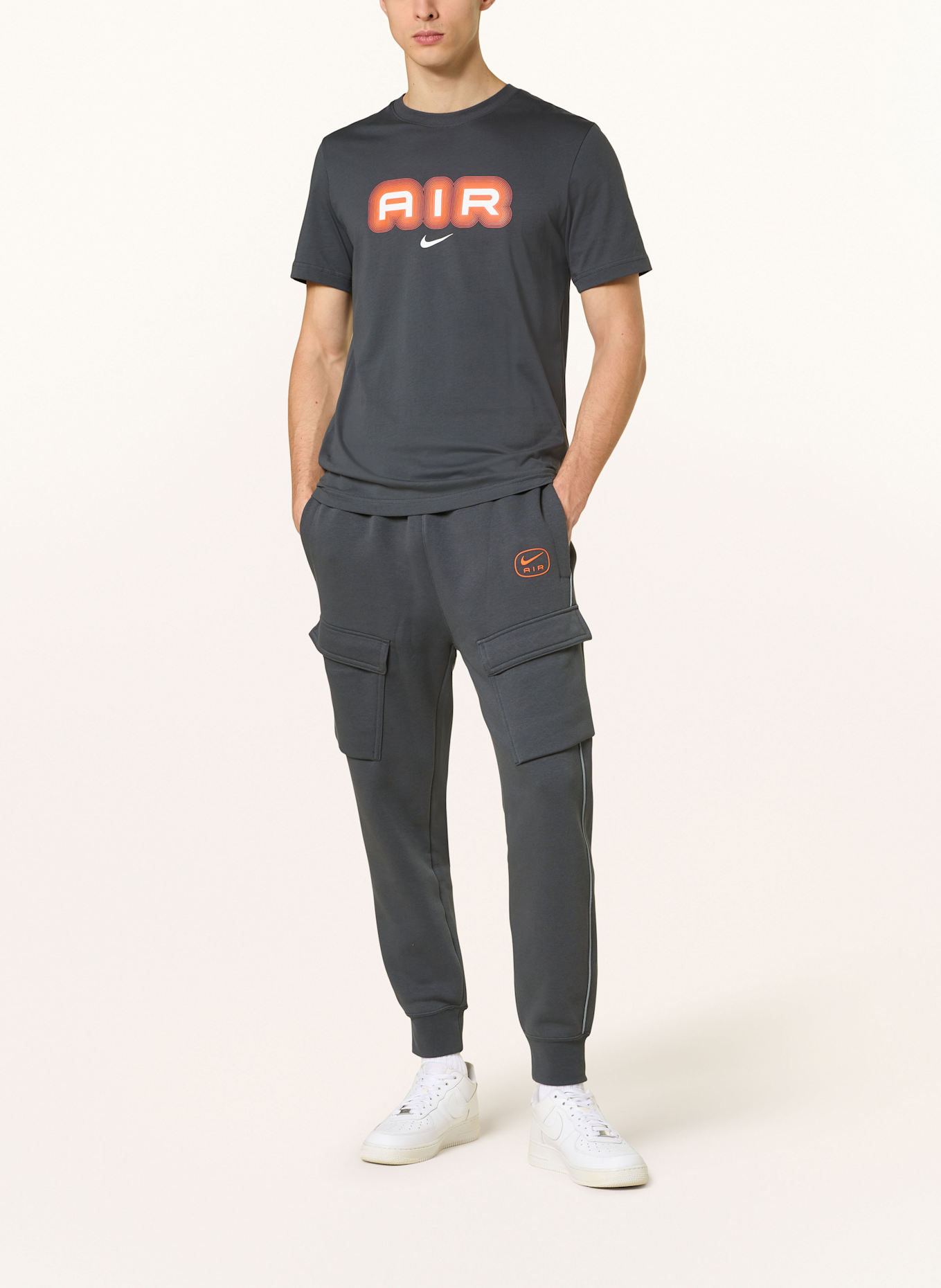 Nike T-Shirt: DUNKELGRAU / ORANGE