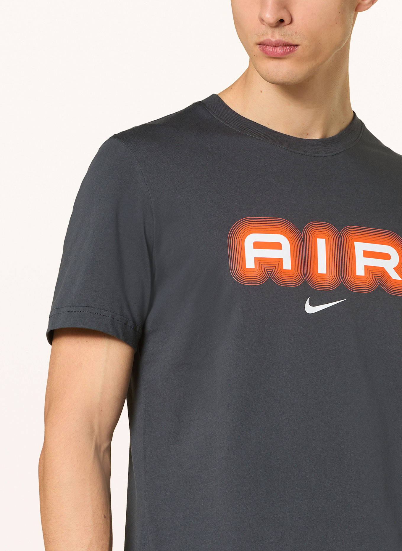 Nike T-Shirt: DUNKELGRAU / ORANGE