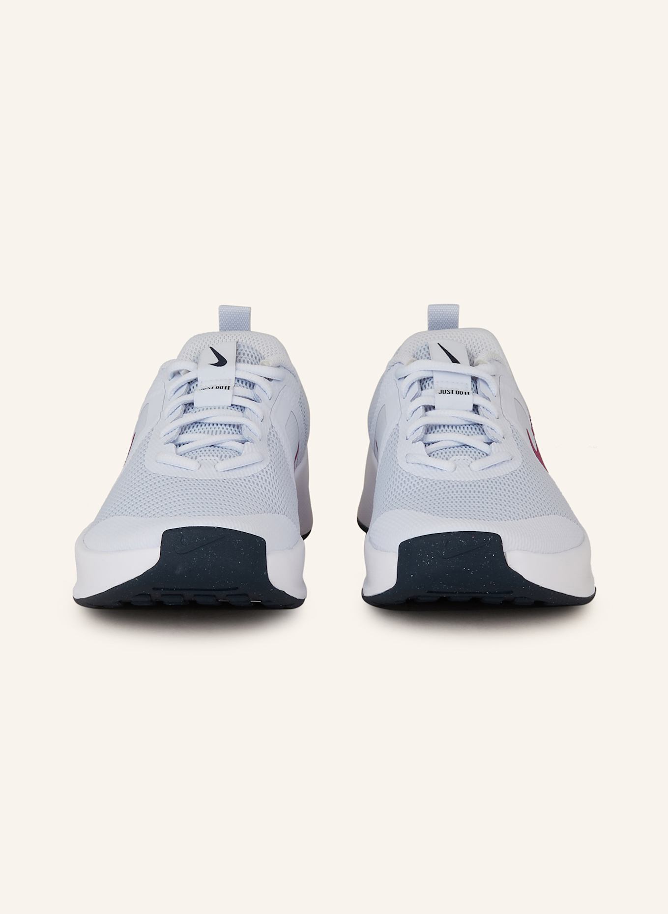 Nike Fitnessschuhe MC TRAINER 3: HELLLILA / FUCHSIA