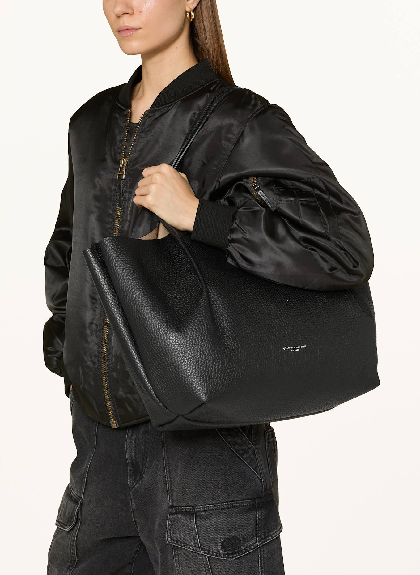 GIANNI CHIARINI Beuteltasche DUA XL mit Pouch: SCHWARZ