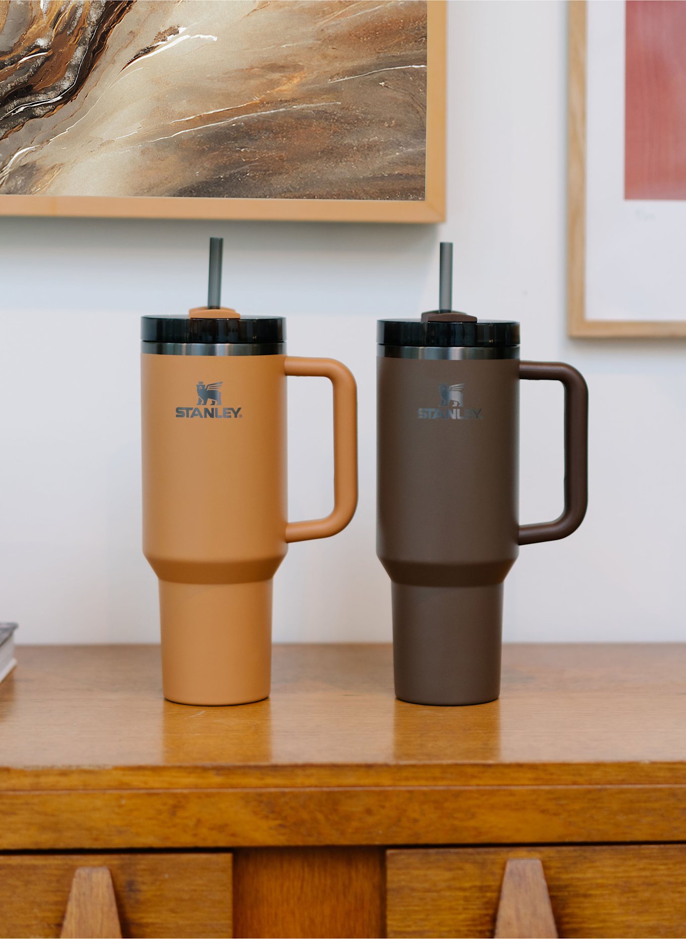 STANLEY Thermobecher THE QUENCHER H2.O FLOWSTATE™: CAMEL