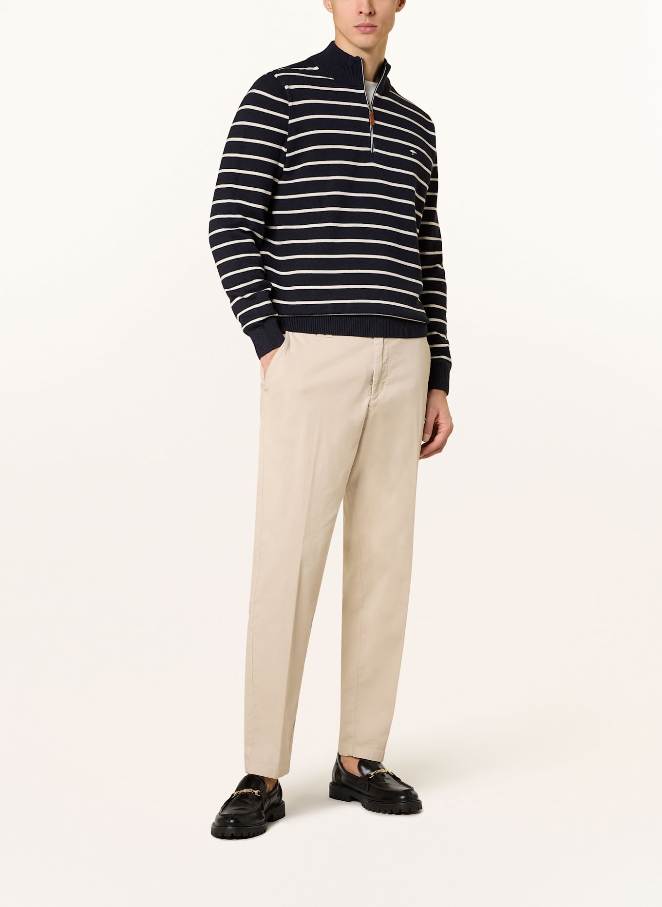 FYNCH-HATTON Svetr troyer: TMAVĚ MODRÁ / BÍLÁ