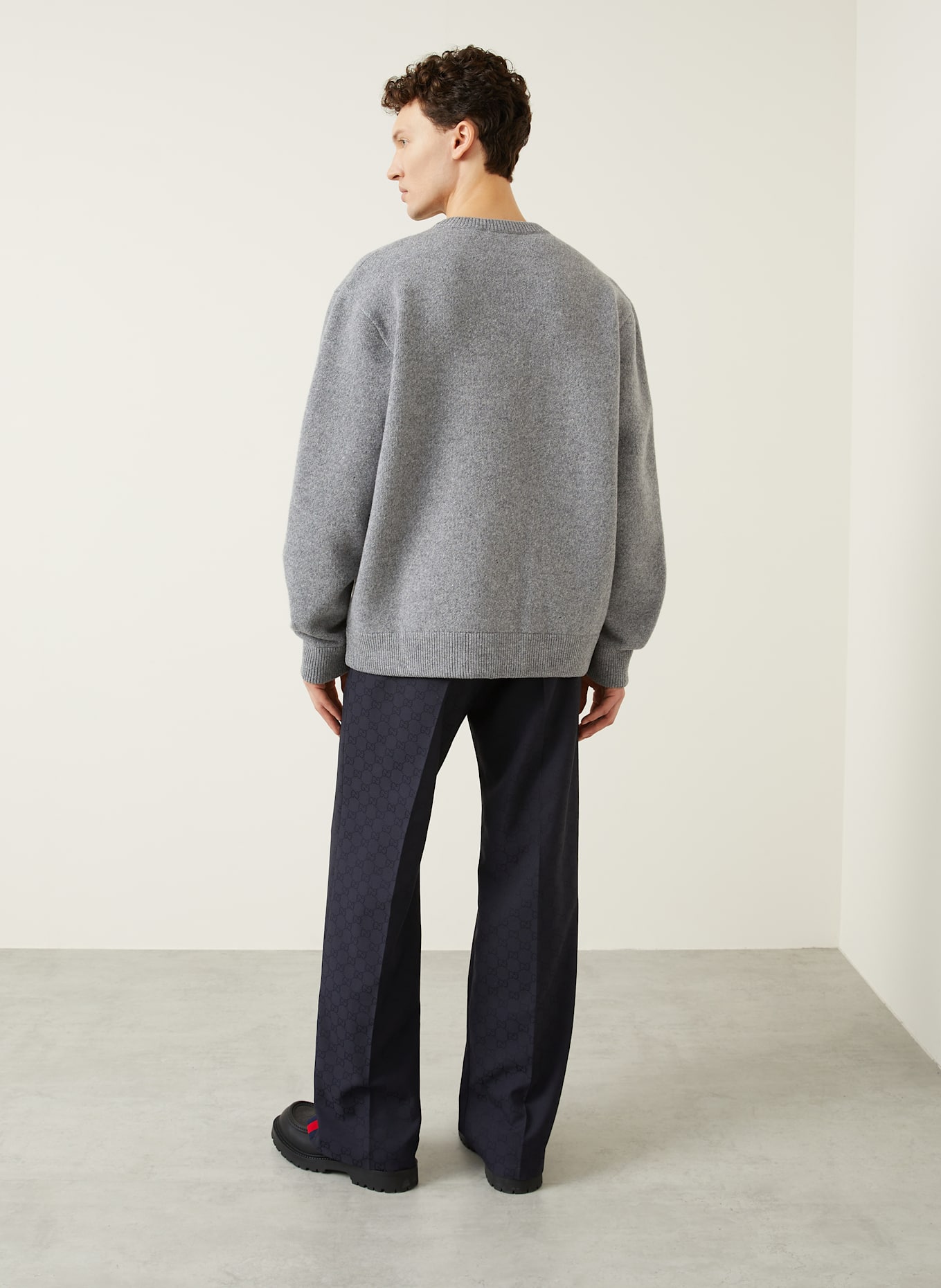 GUCCI Sweater: GRAY