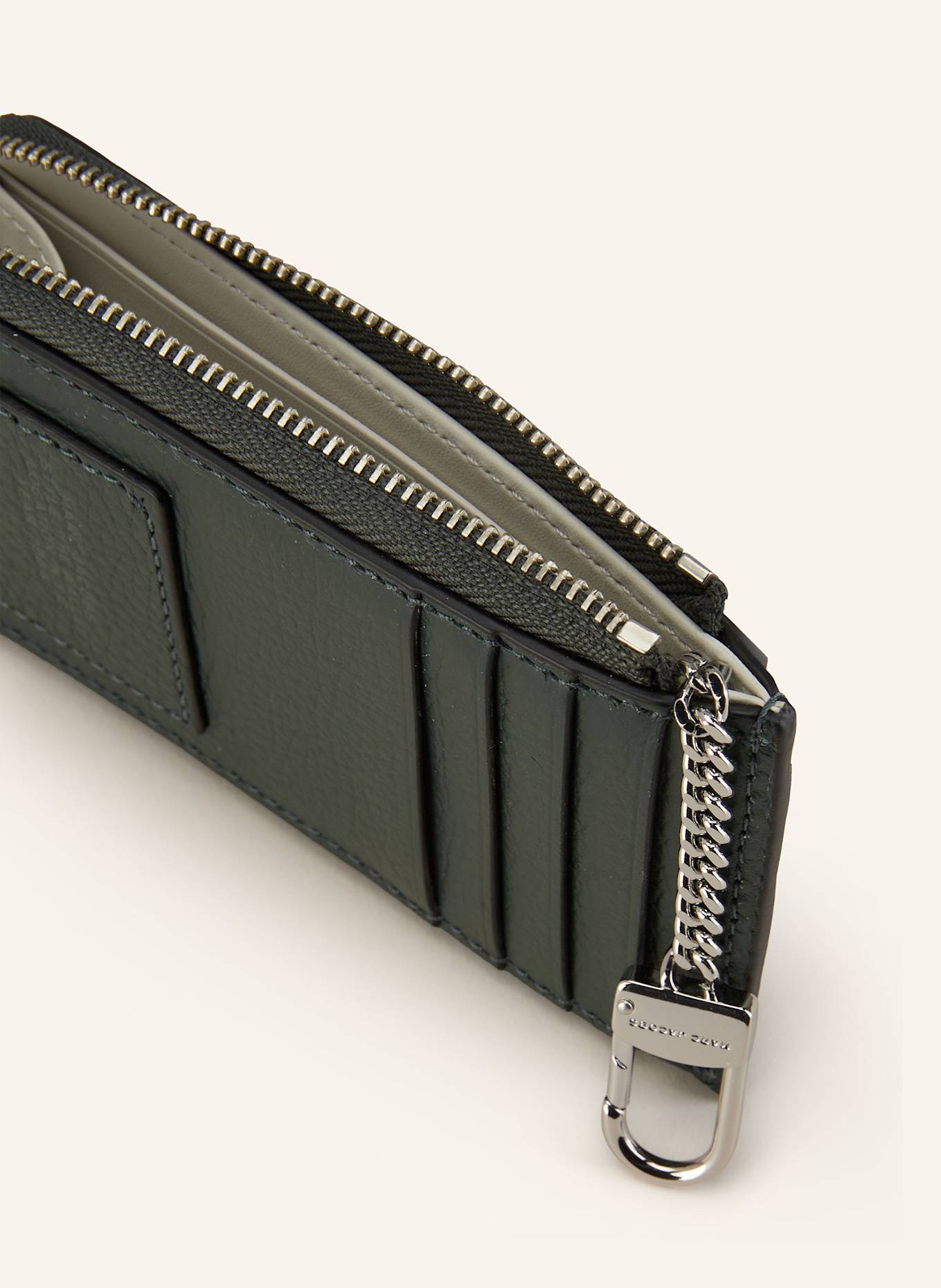 MARC JACOBS Geldbörse THE LEATHER TOP ZIP MULTI WALLET: DUNKELGRÜN