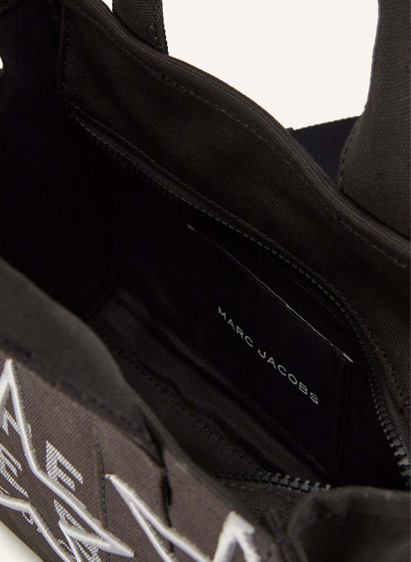 MARC JACOBS Handbag THE SMALL TOTE BAG: BLACK