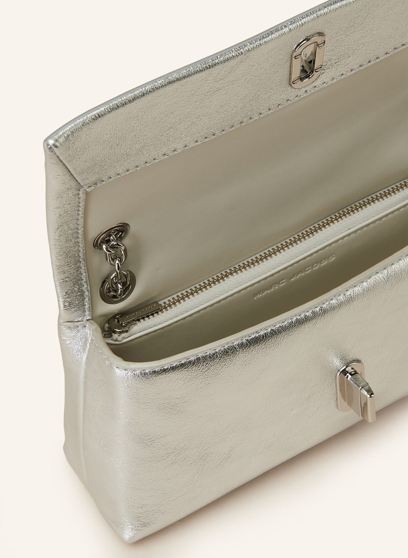 MARC JACOBS Umhängetasche THE METALLIC DUAL CHAIN WALLET: SILBER
