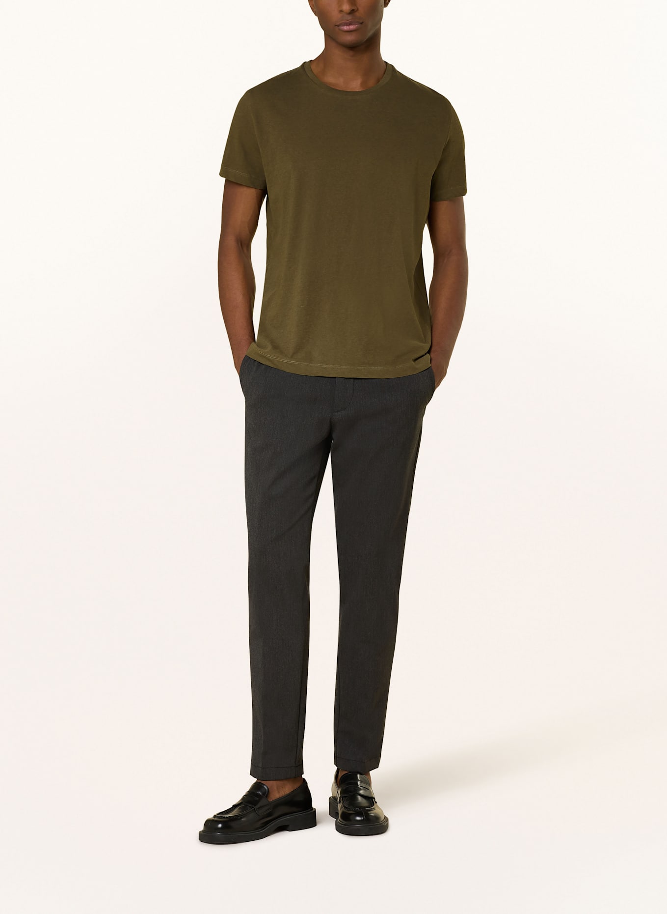 STROKESMAN'S T-Shirt mit Leinen: OLIV