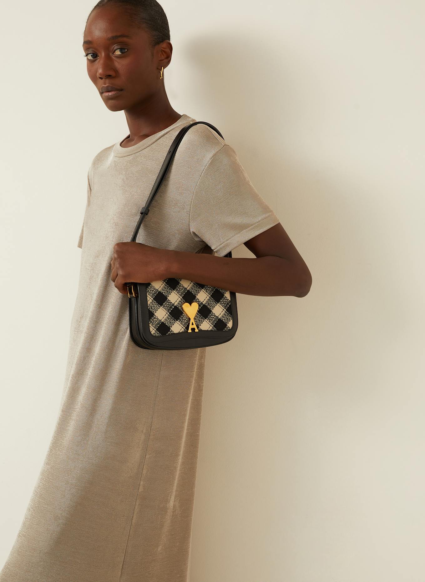 AMI PARIS Kleid mit Glitzergarn: GRAU